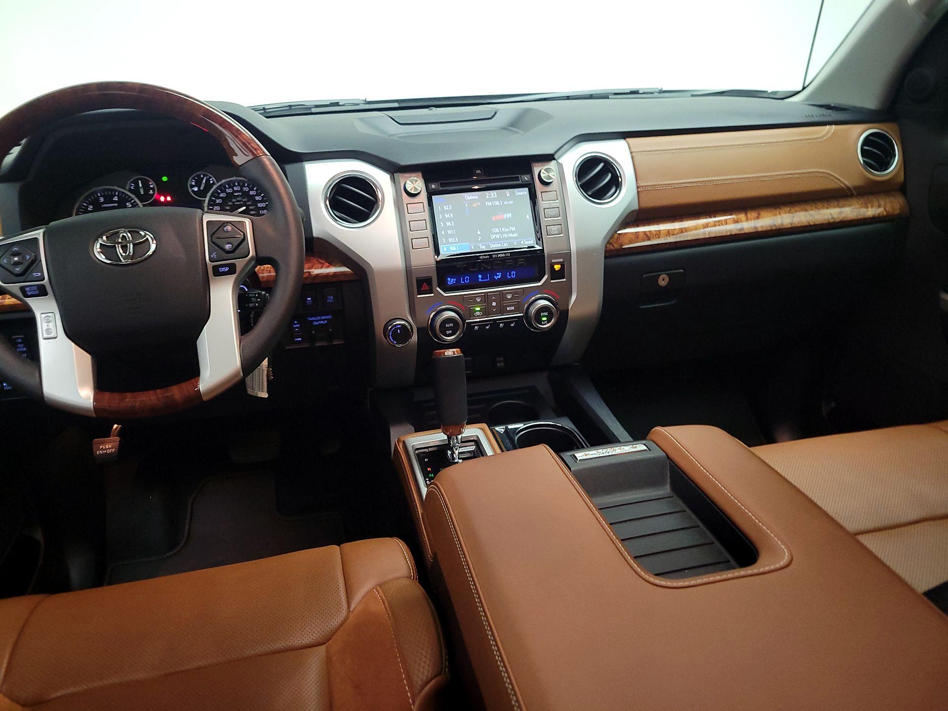 Thumbnail: 2016 Toyota Tundra - 9