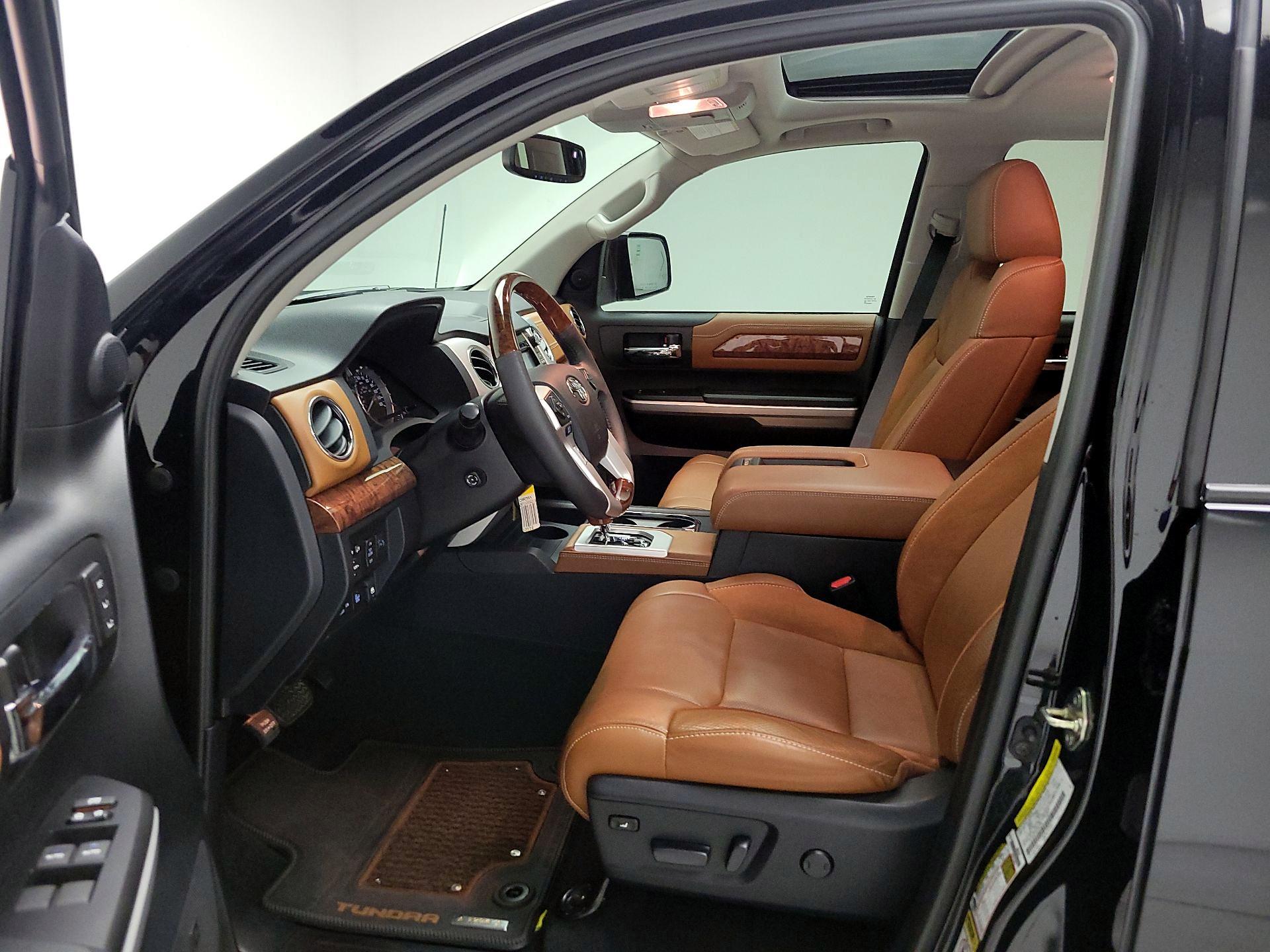 Thumbnail: 2016 Toyota Tundra - 11