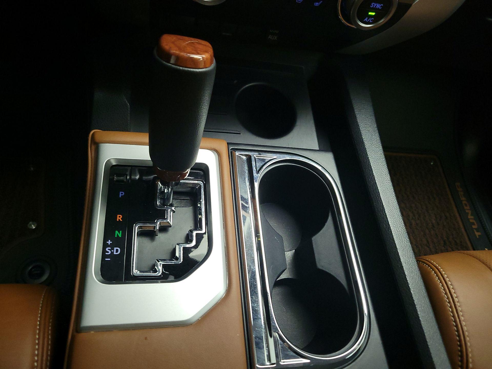 Thumbnail: 2016 Toyota Tundra - 17
