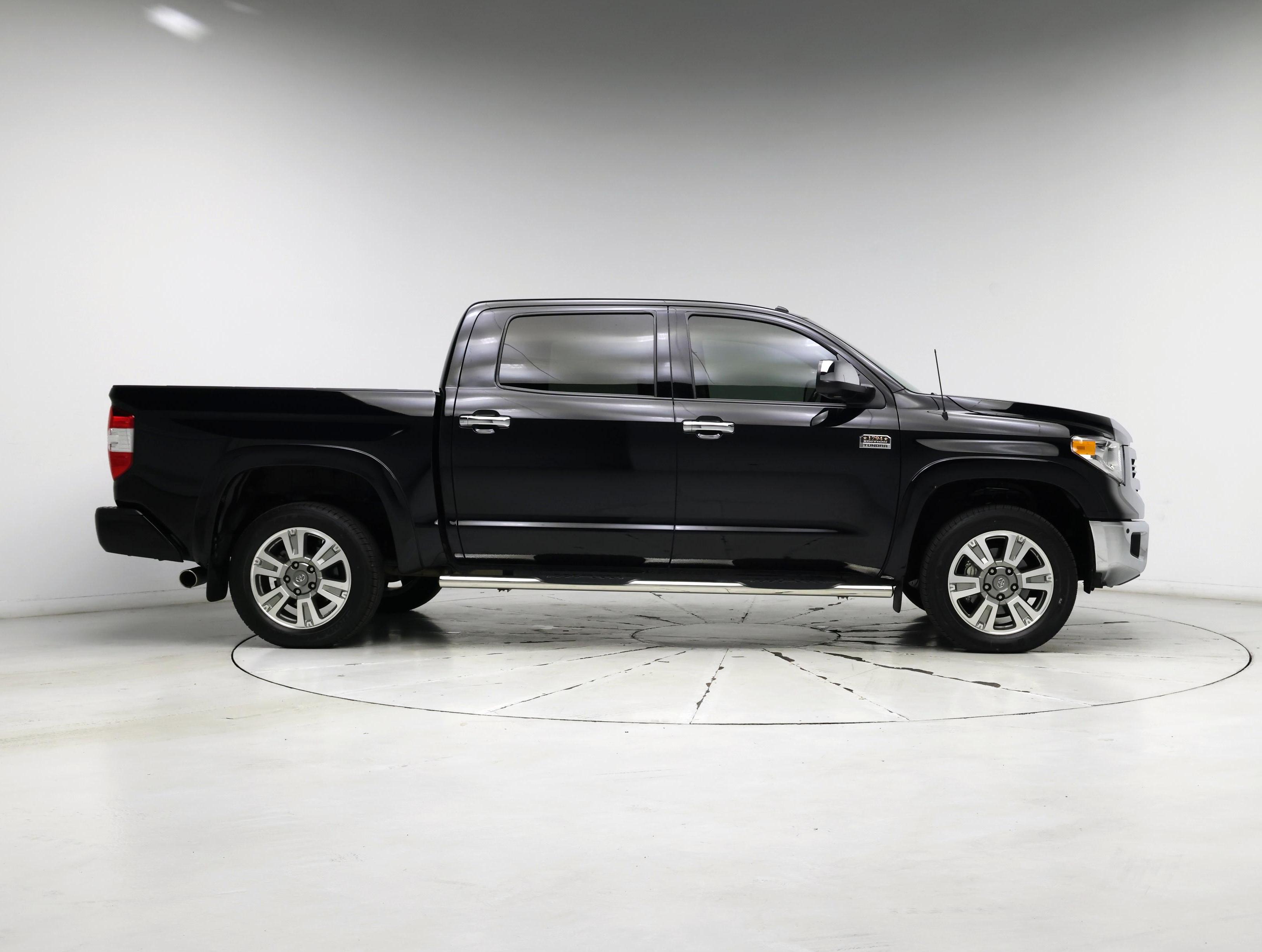 Thumbnail: 2016 Toyota Tundra - 7