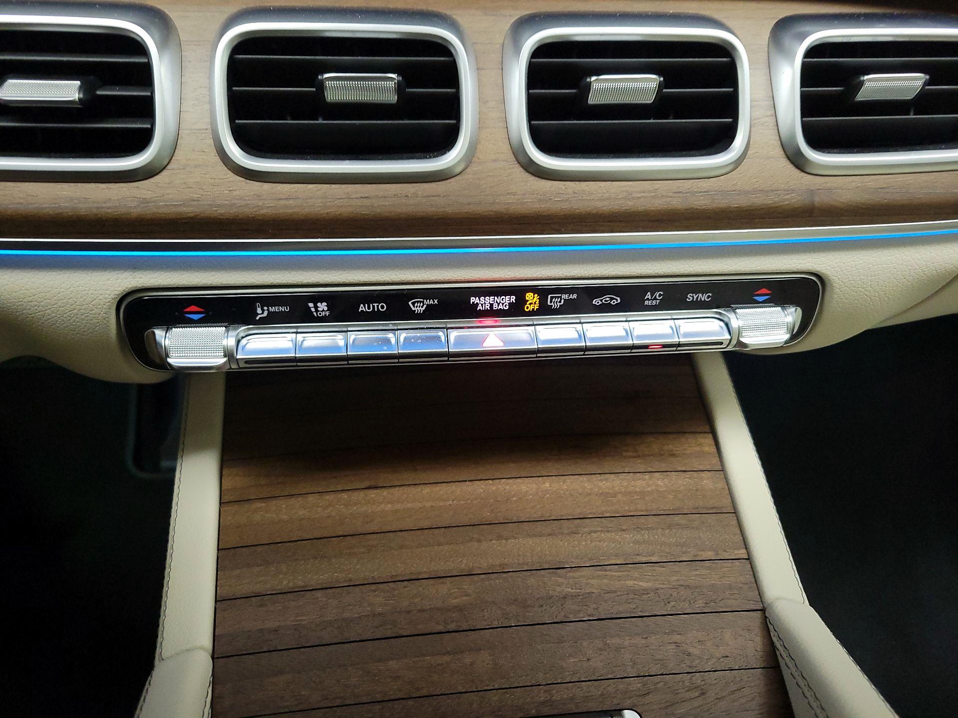 Thumbnail: 2021 Mercedes-Benz GLE - 17