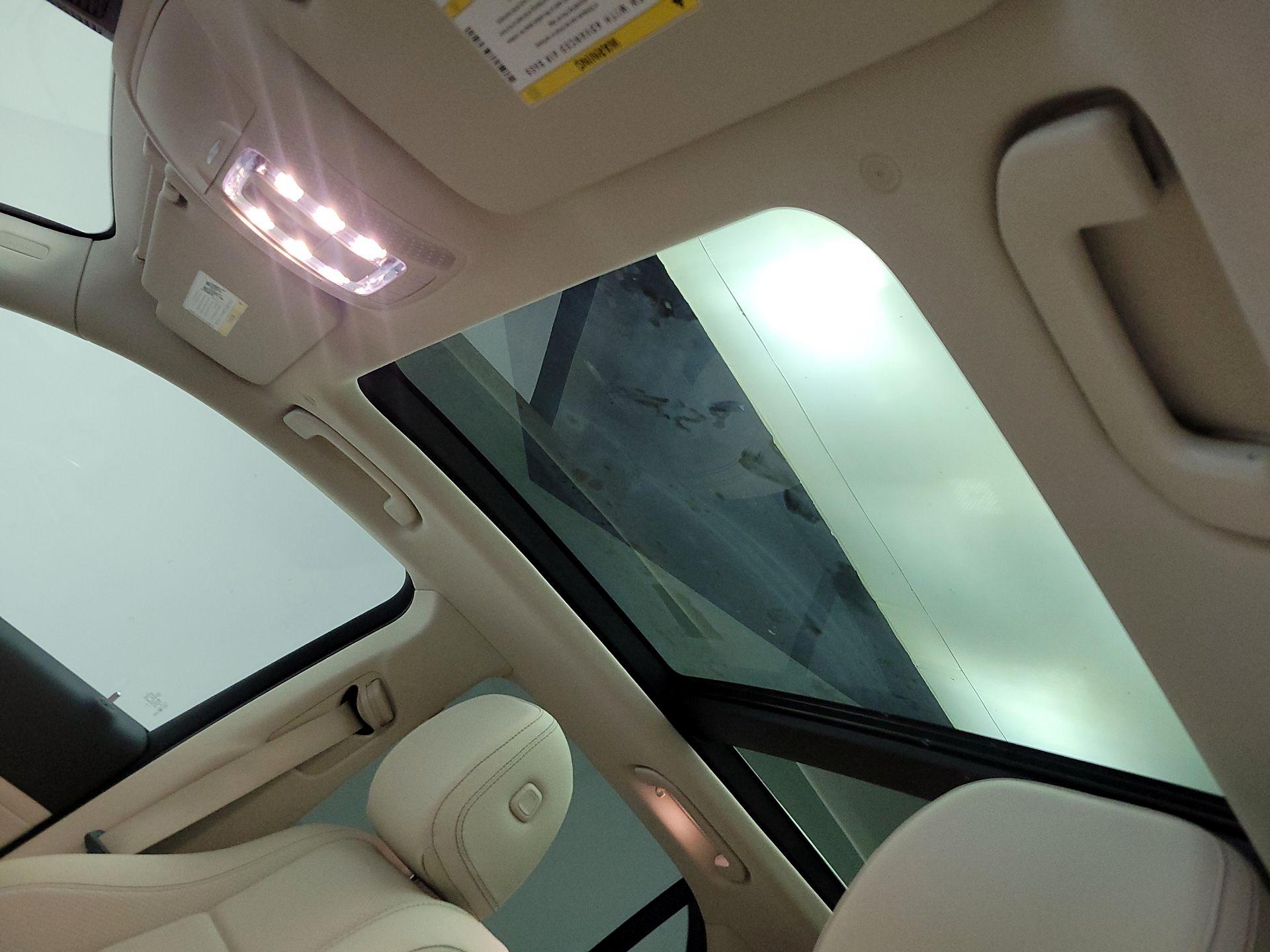 Thumbnail: 2021 Mercedes-Benz GLE - 20