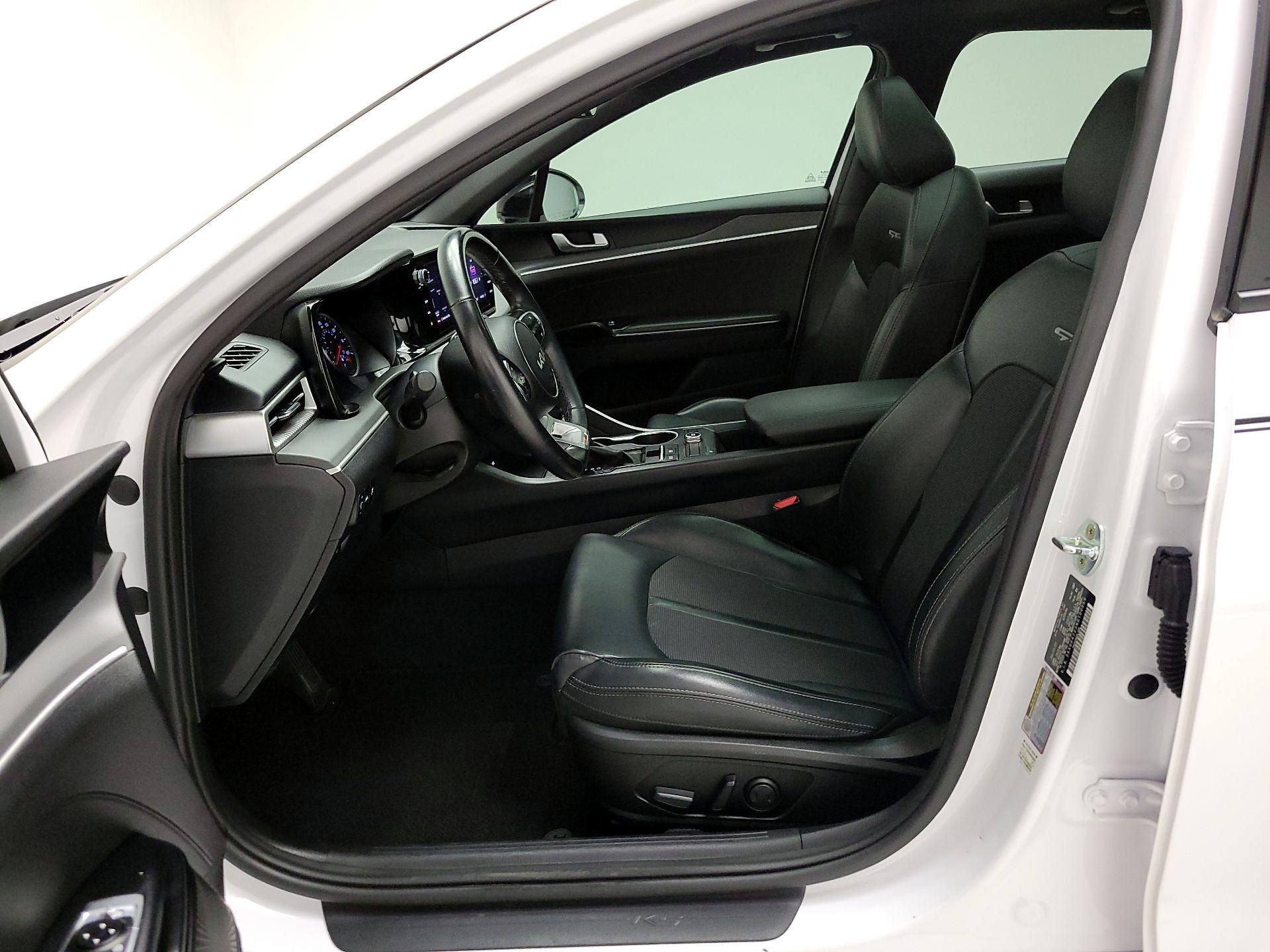 Thumbnail: 2022 Kia K5 - 11