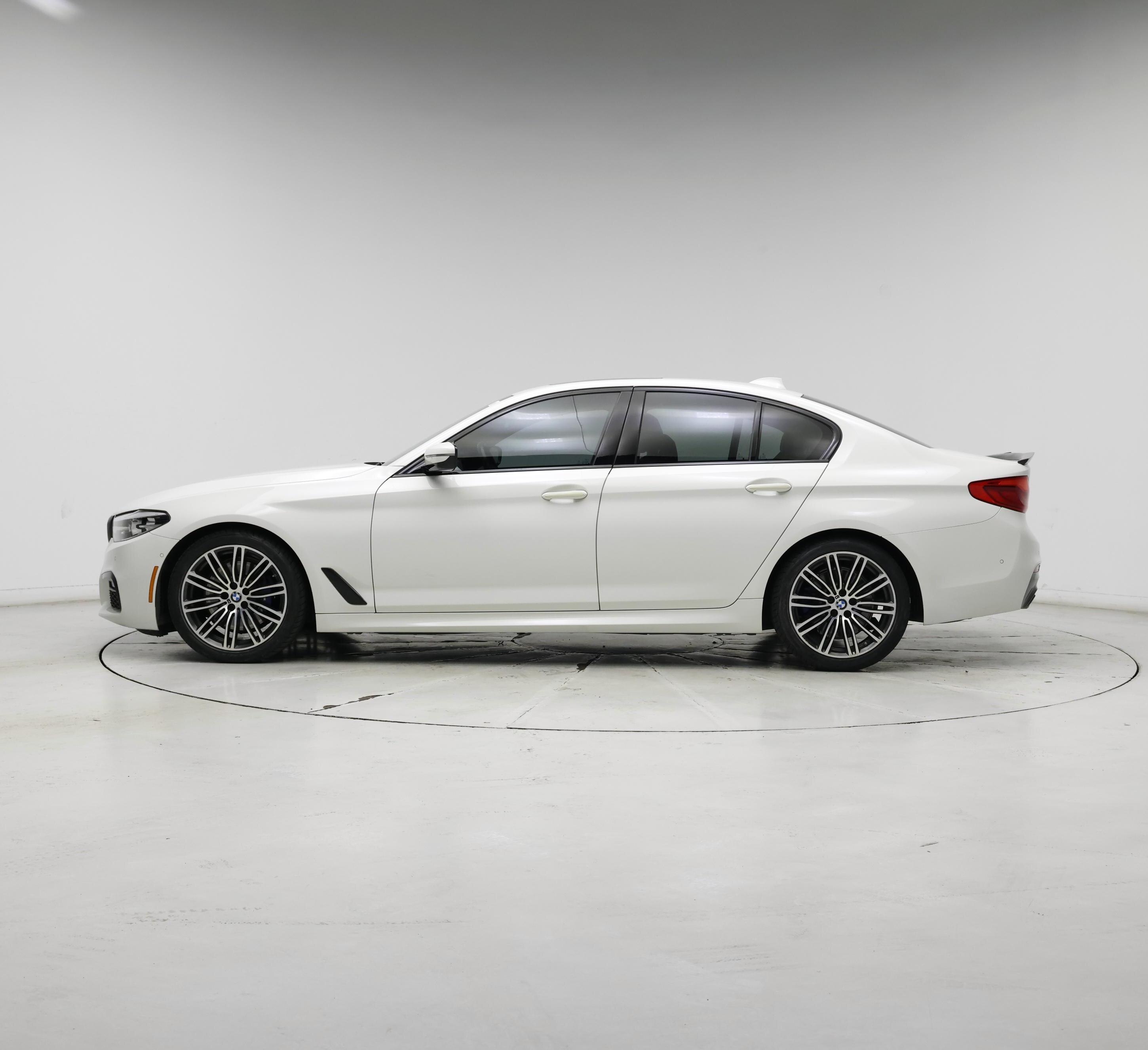Thumbnail: 2018 BMW 5 Series - 3