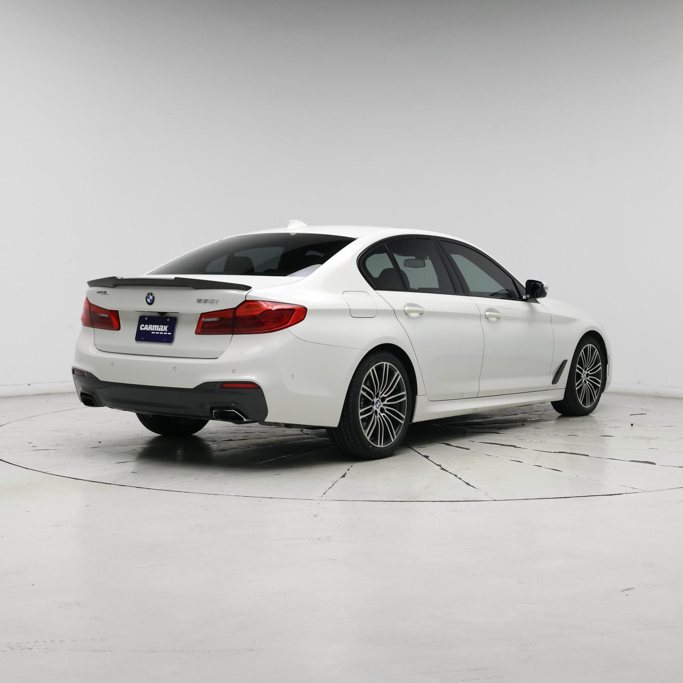 Thumbnail: 2018 BMW 5 Series - 8