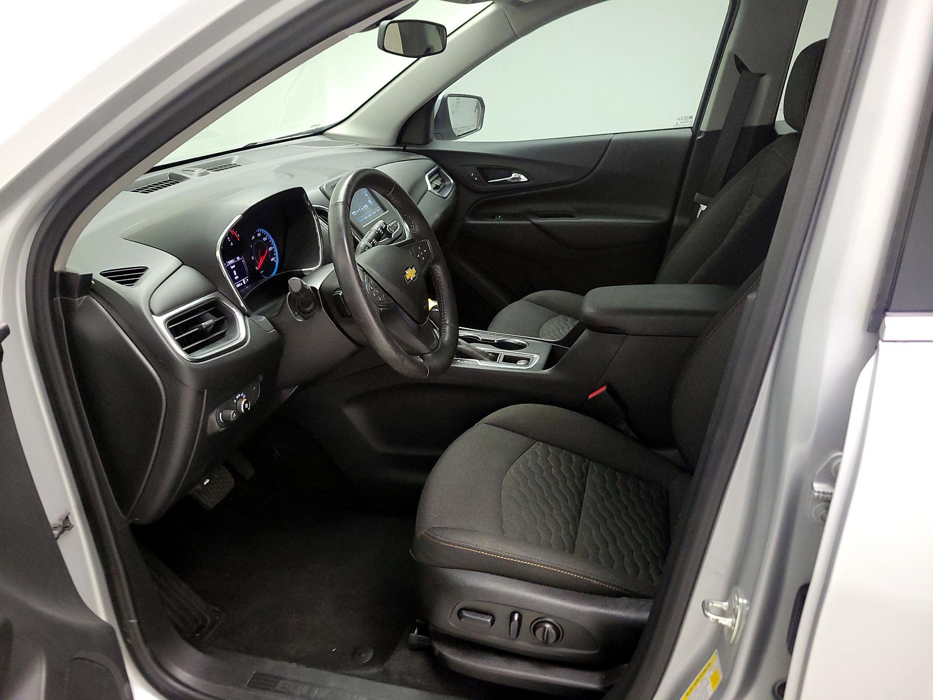 Thumbnail: 2018 Chevrolet Equinox - 11
