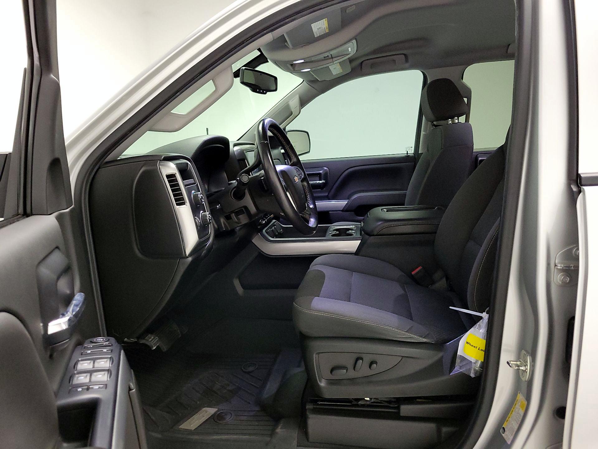 Thumbnail: 2018 Chevrolet Silverado 1500 - 11