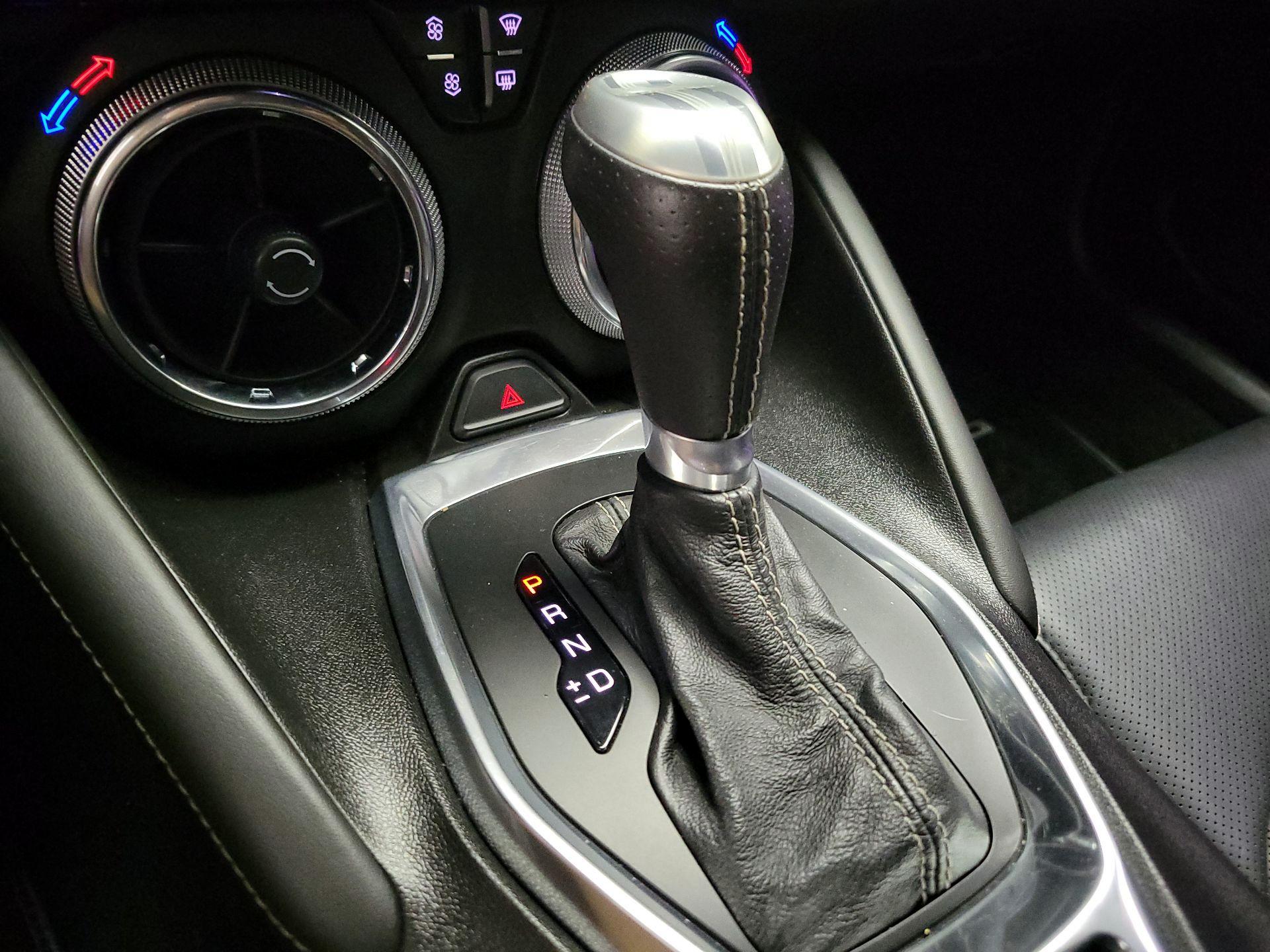 Thumbnail: 2017 Chevrolet Camaro - 16