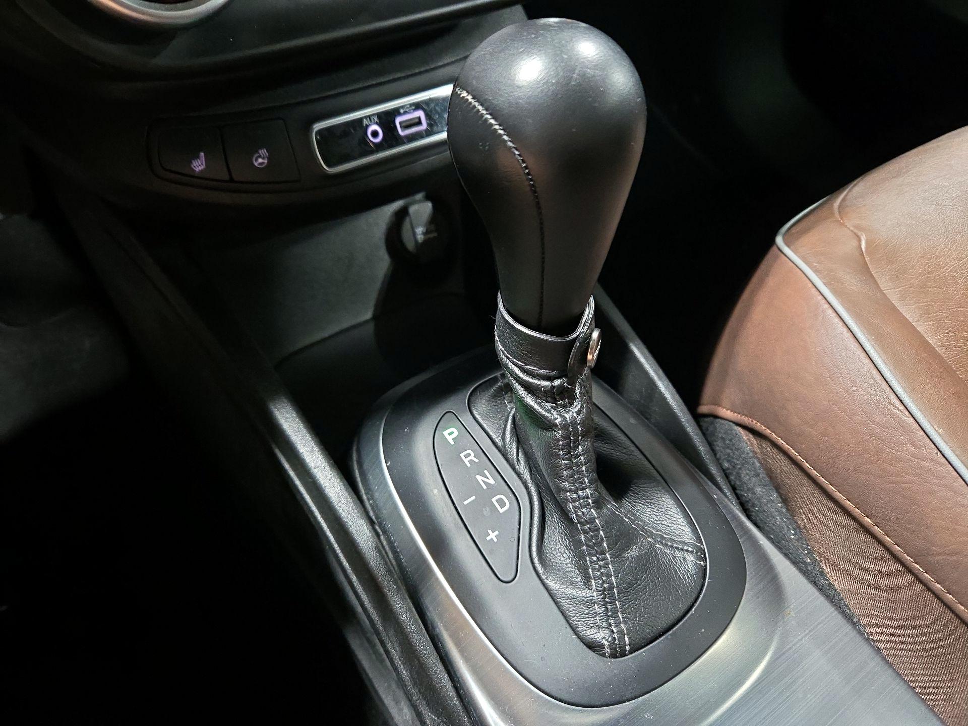 Thumbnail: 2016 Fiat 500X - 18