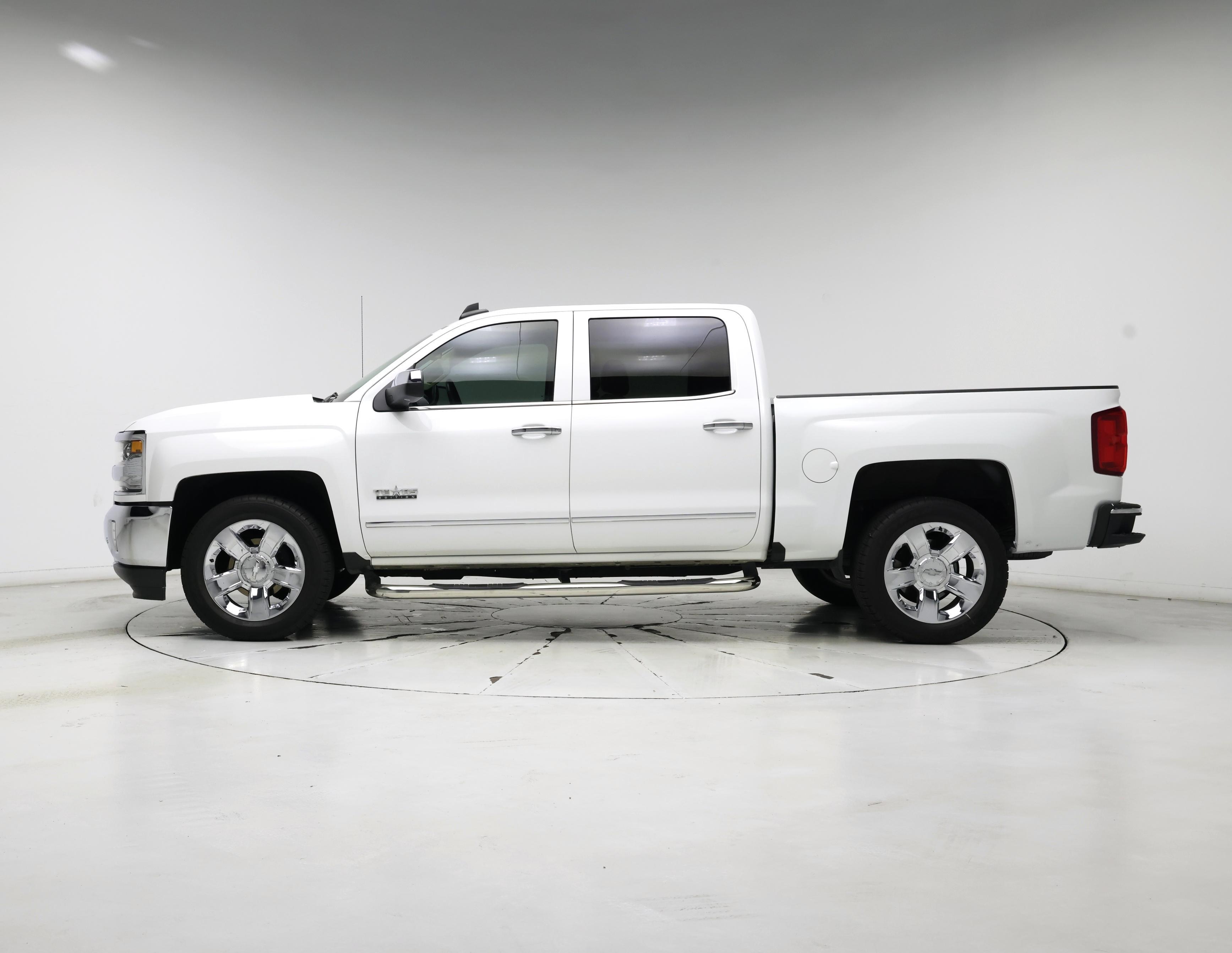 Thumbnail: 2018 Chevrolet Silverado 1500 - 3