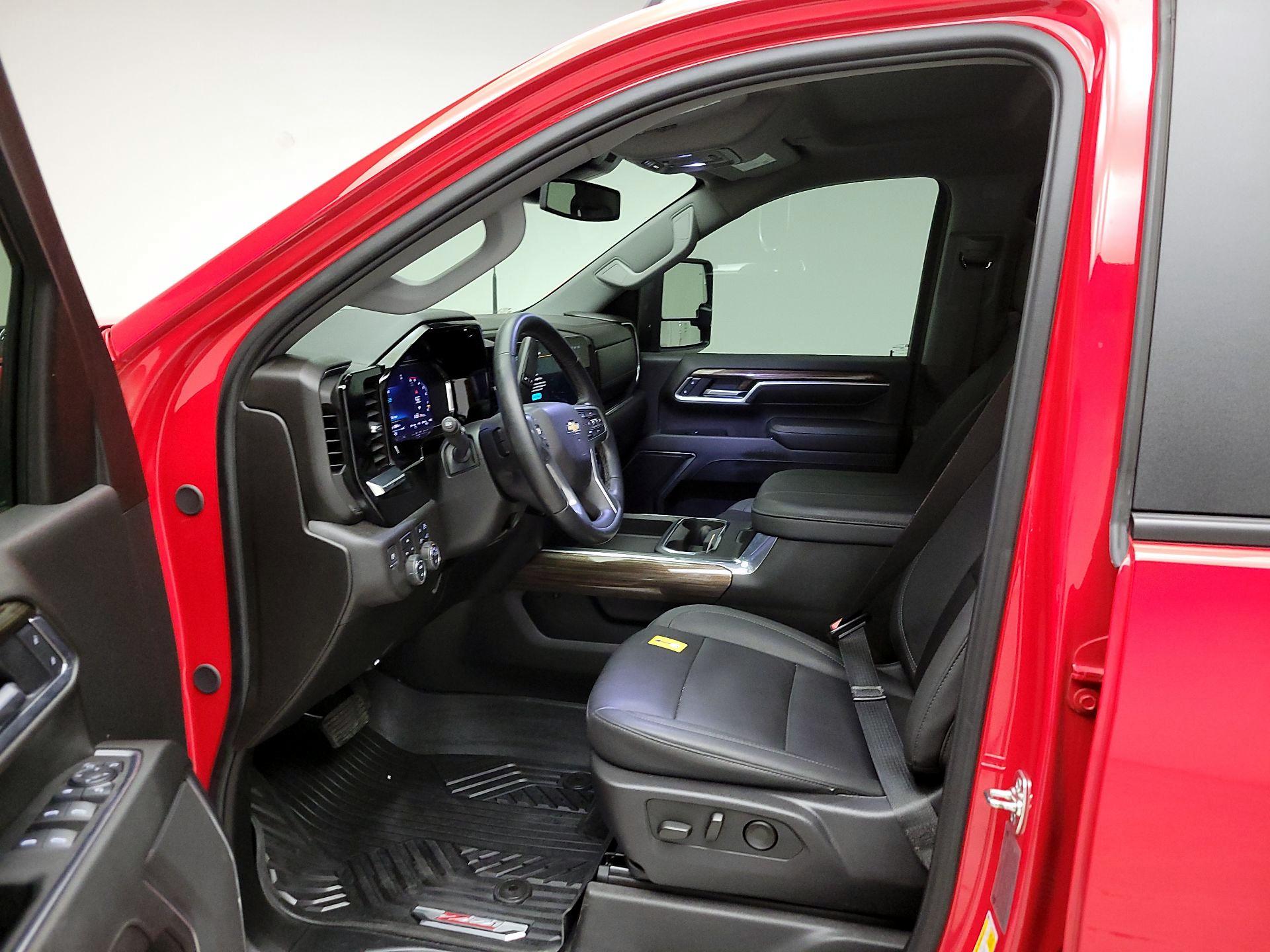 Thumbnail: 2025 Chevrolet Silverado 2500 - 9