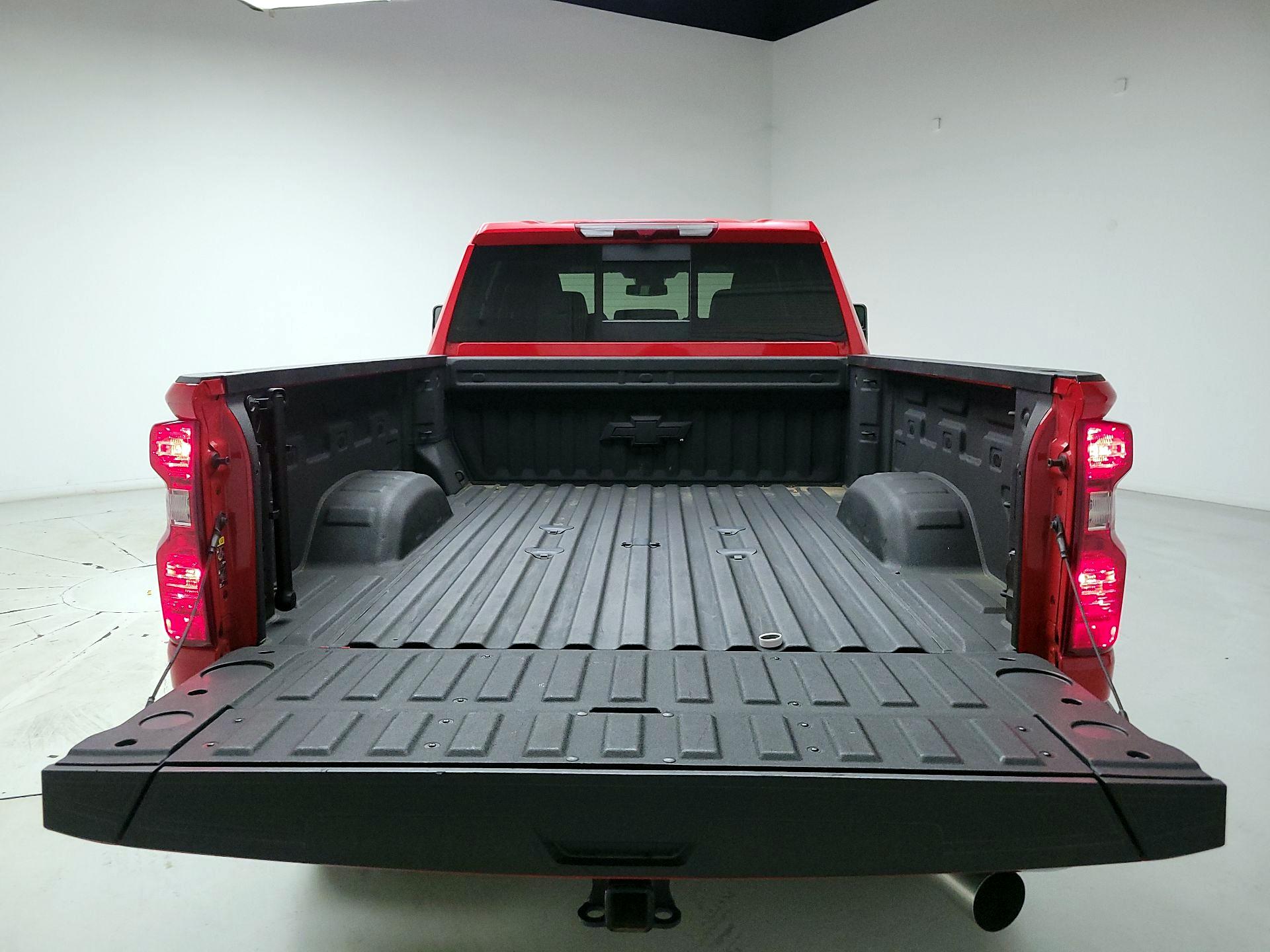 Thumbnail: 2025 Chevrolet Silverado 2500 - 18