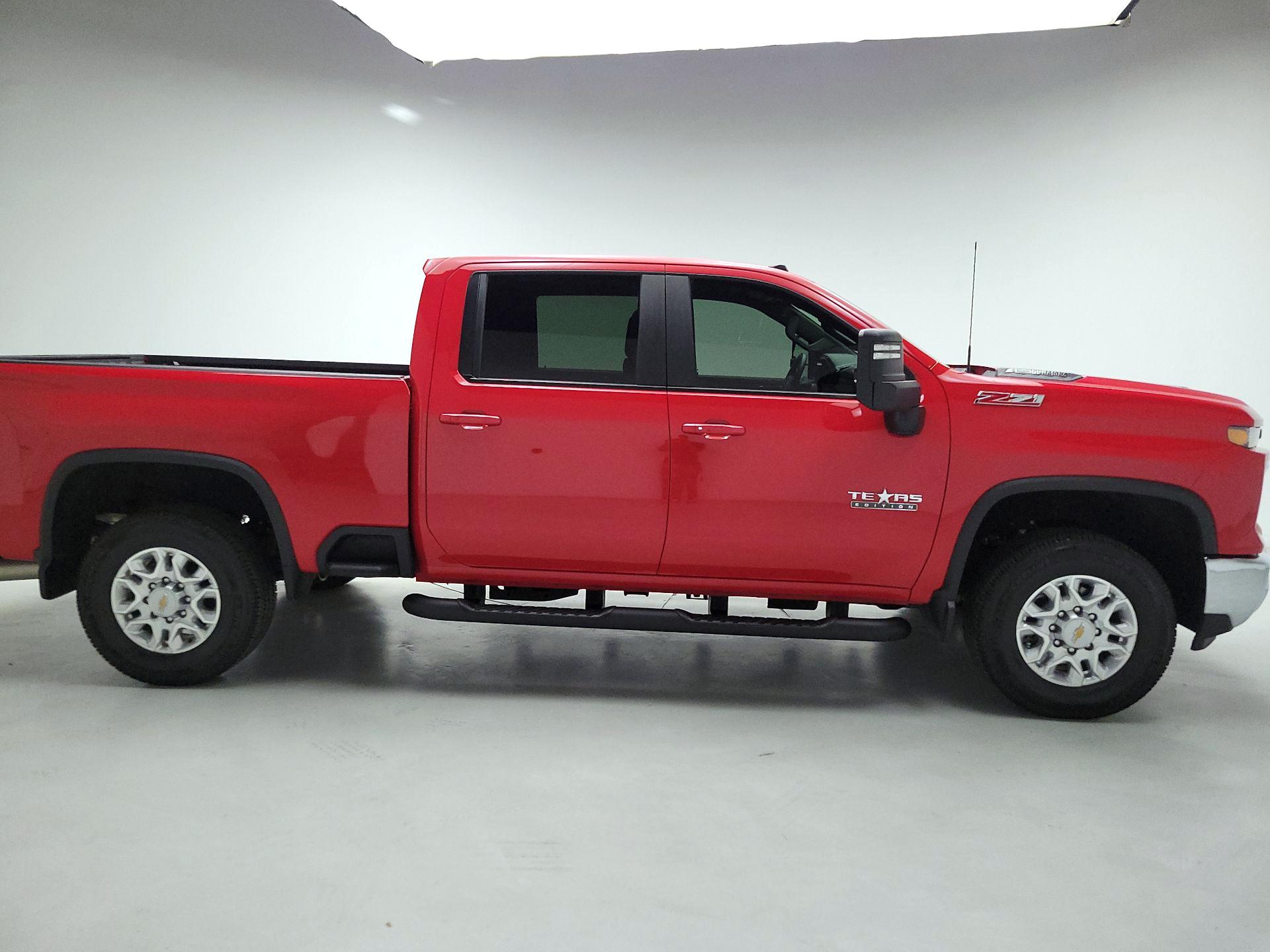 Thumbnail: 2025 Chevrolet Silverado 2500 - 4