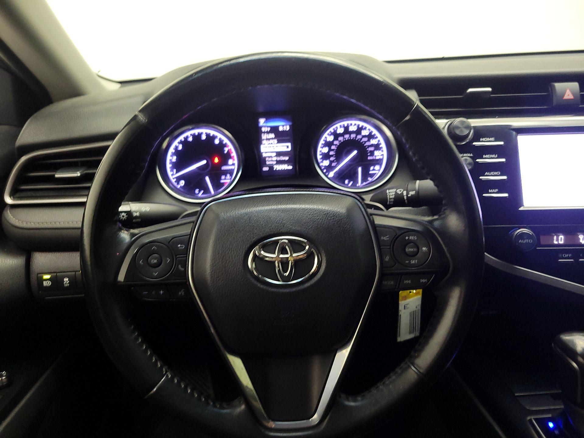 Thumbnail: 2020 Toyota Camry - 10