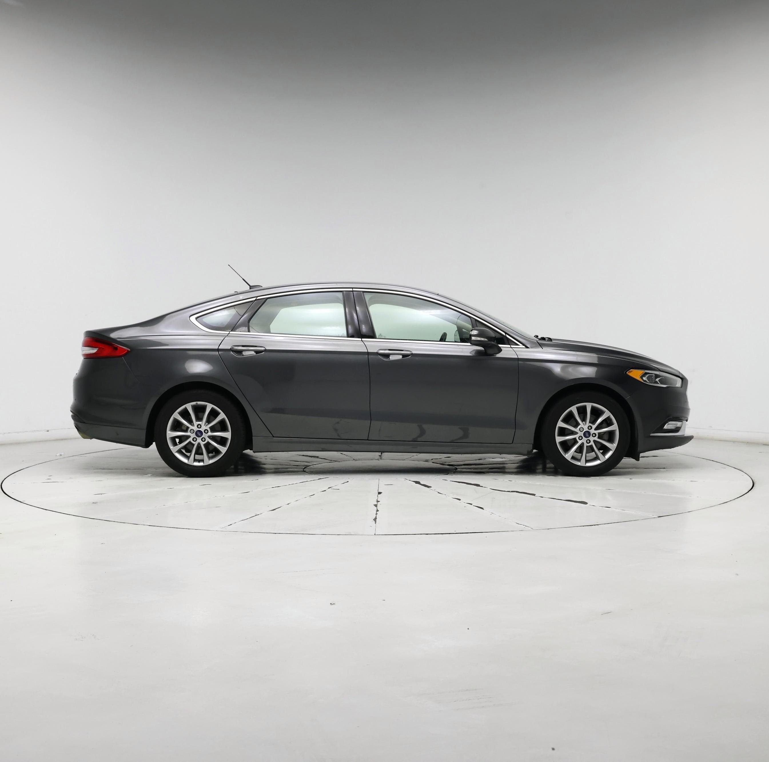 Thumbnail: 2017 Ford Fusion - 7
