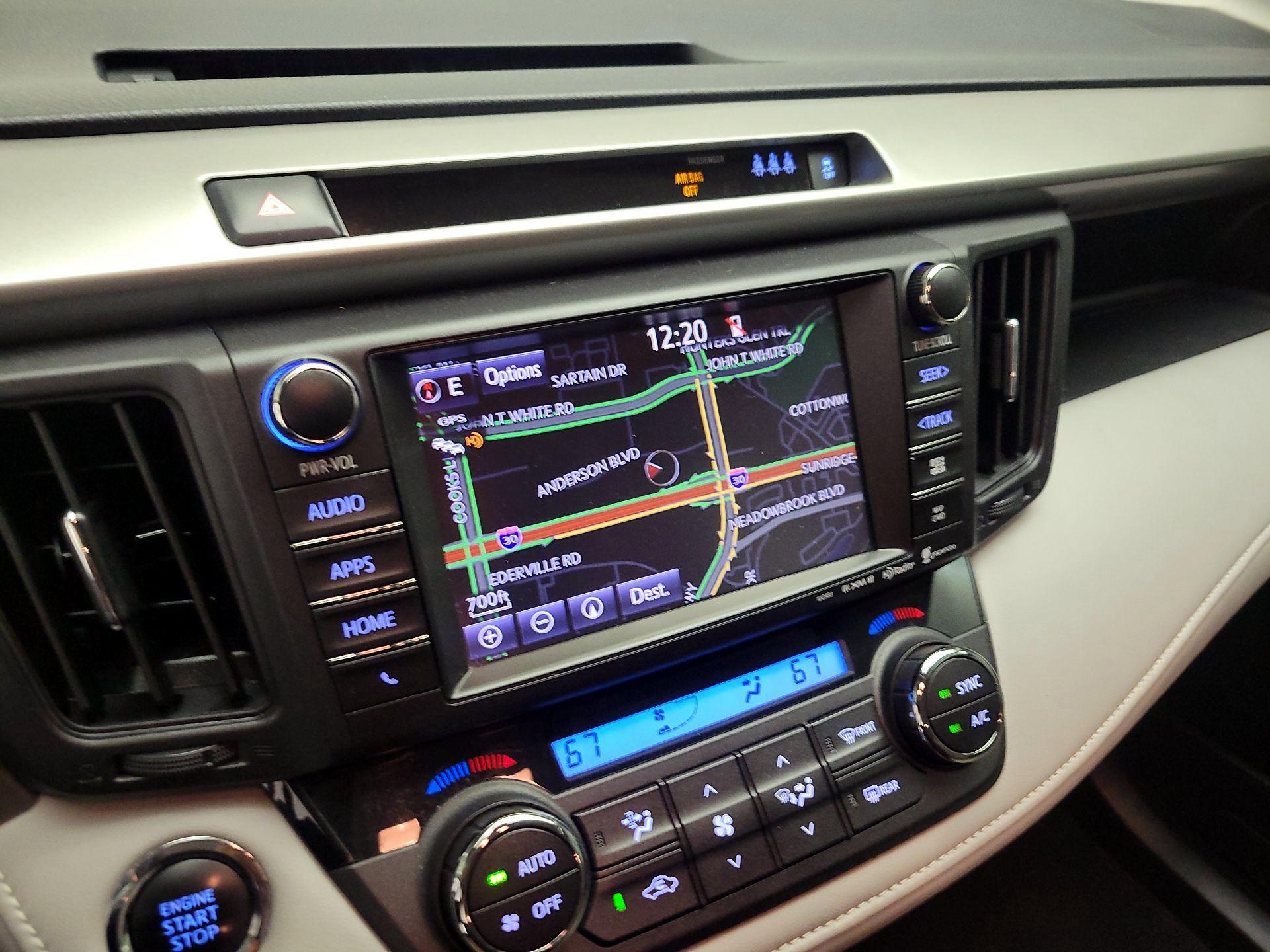 Thumbnail: 2018 Toyota RAV4 - 14