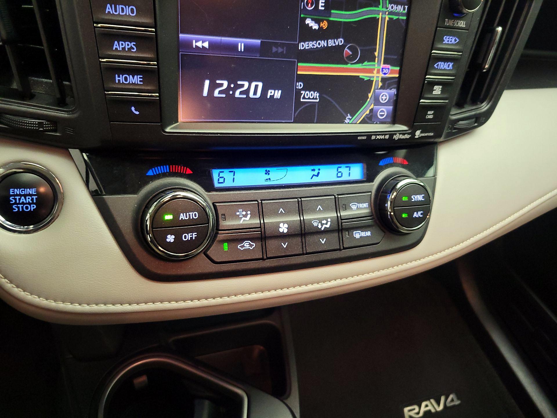 Thumbnail: 2018 Toyota RAV4 - 17