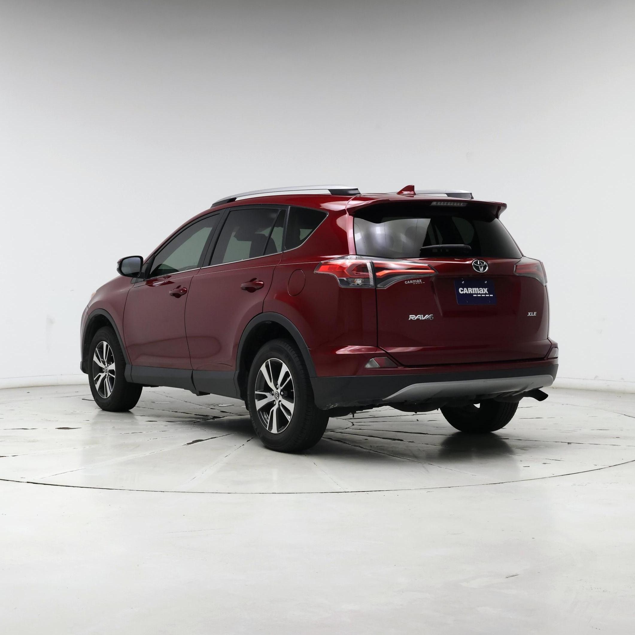 Thumbnail: 2018 Toyota RAV4 - 2
