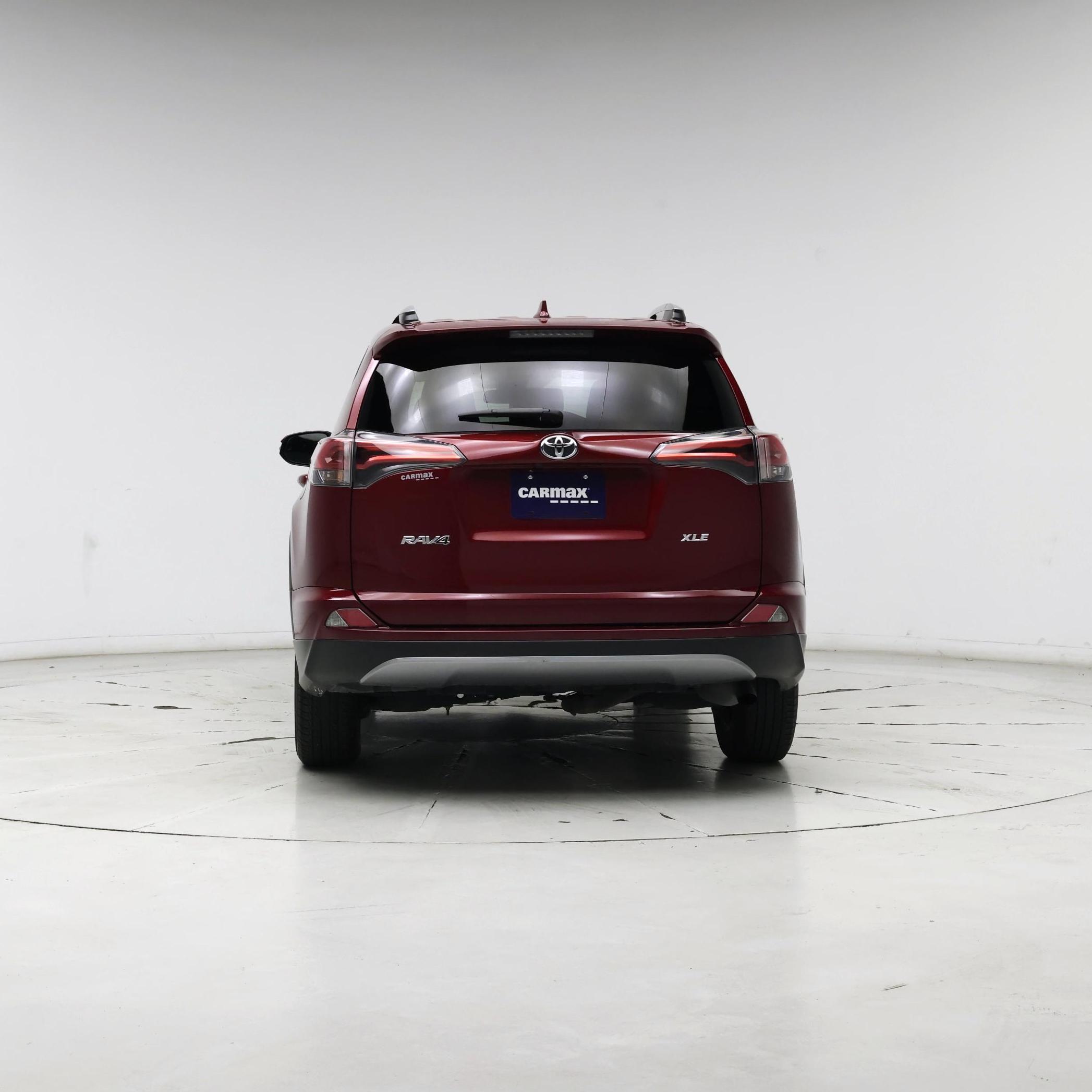 Thumbnail: 2018 Toyota RAV4 - 6
