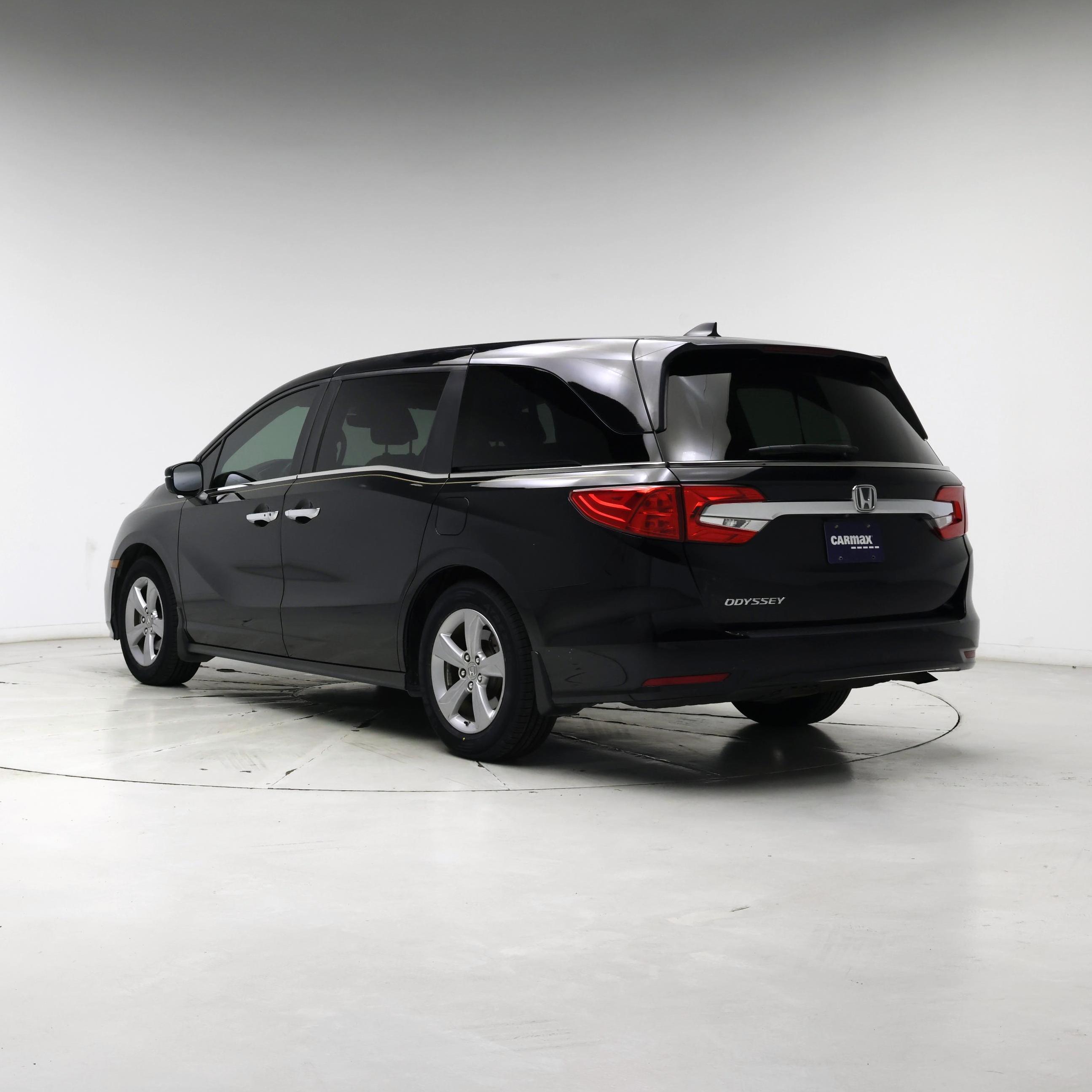Thumbnail: 2019 Honda Odyssey - 2