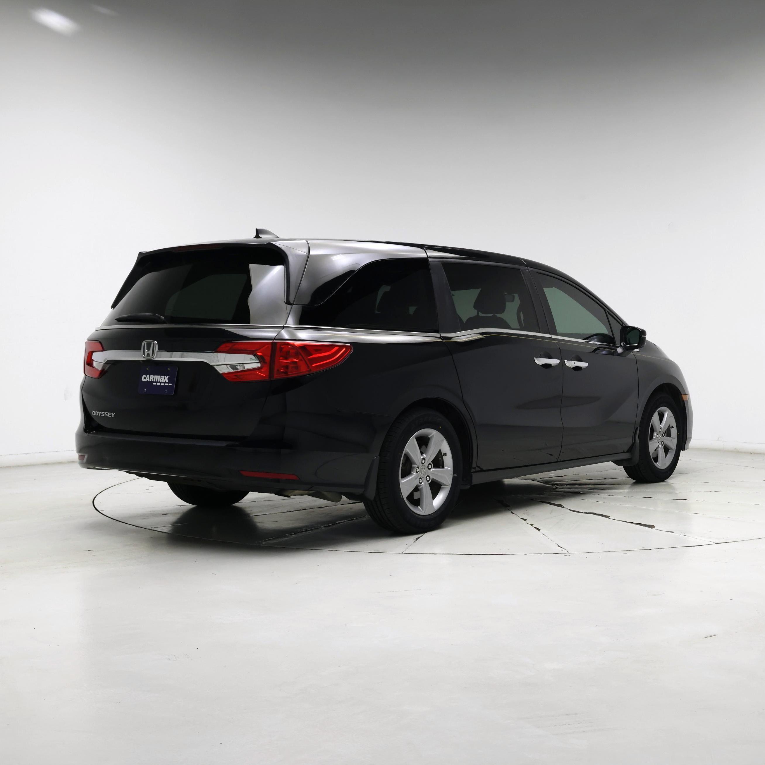 Thumbnail: 2019 Honda Odyssey - 8