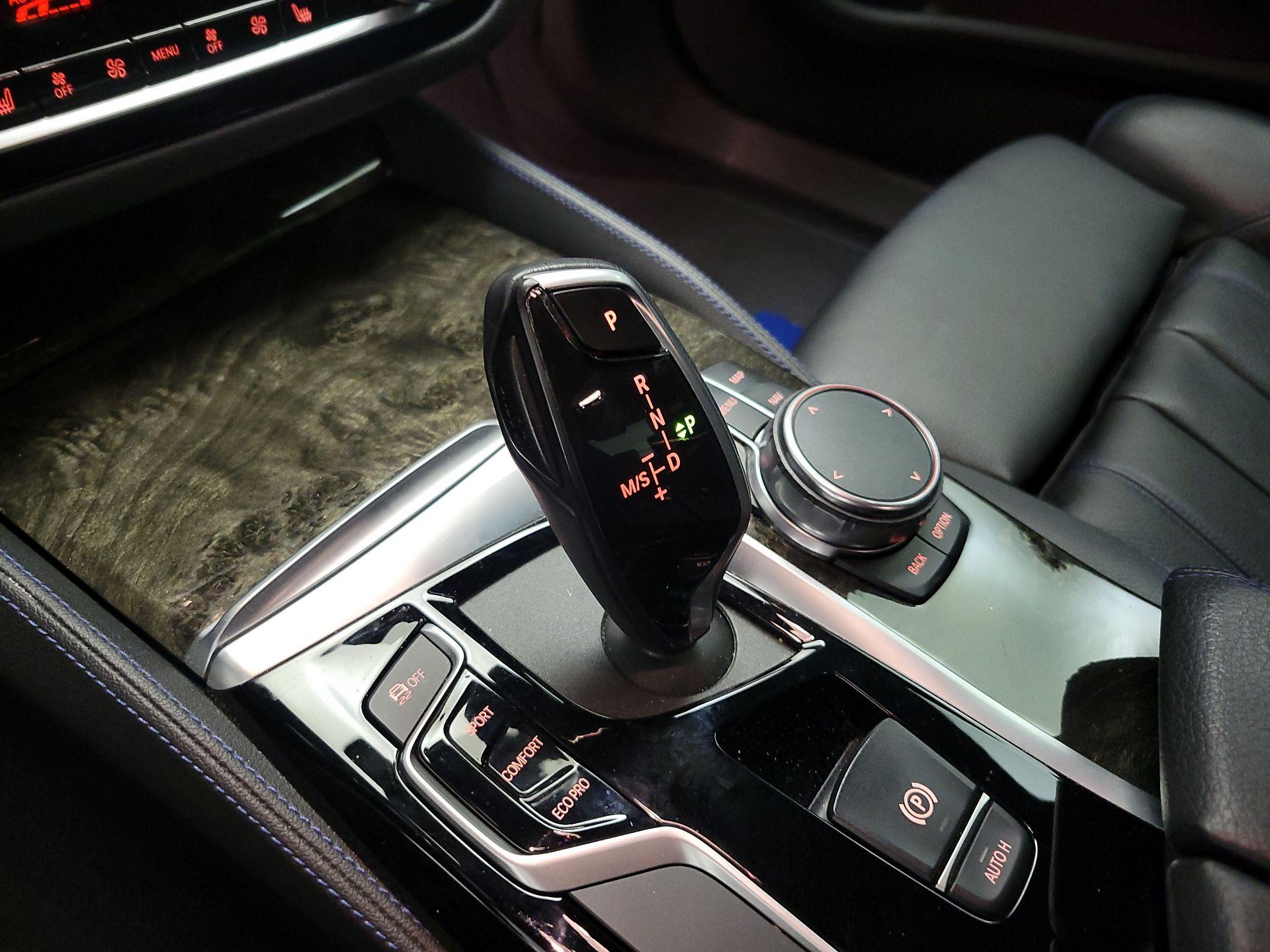 Thumbnail: 2019 BMW 5 Series - 18