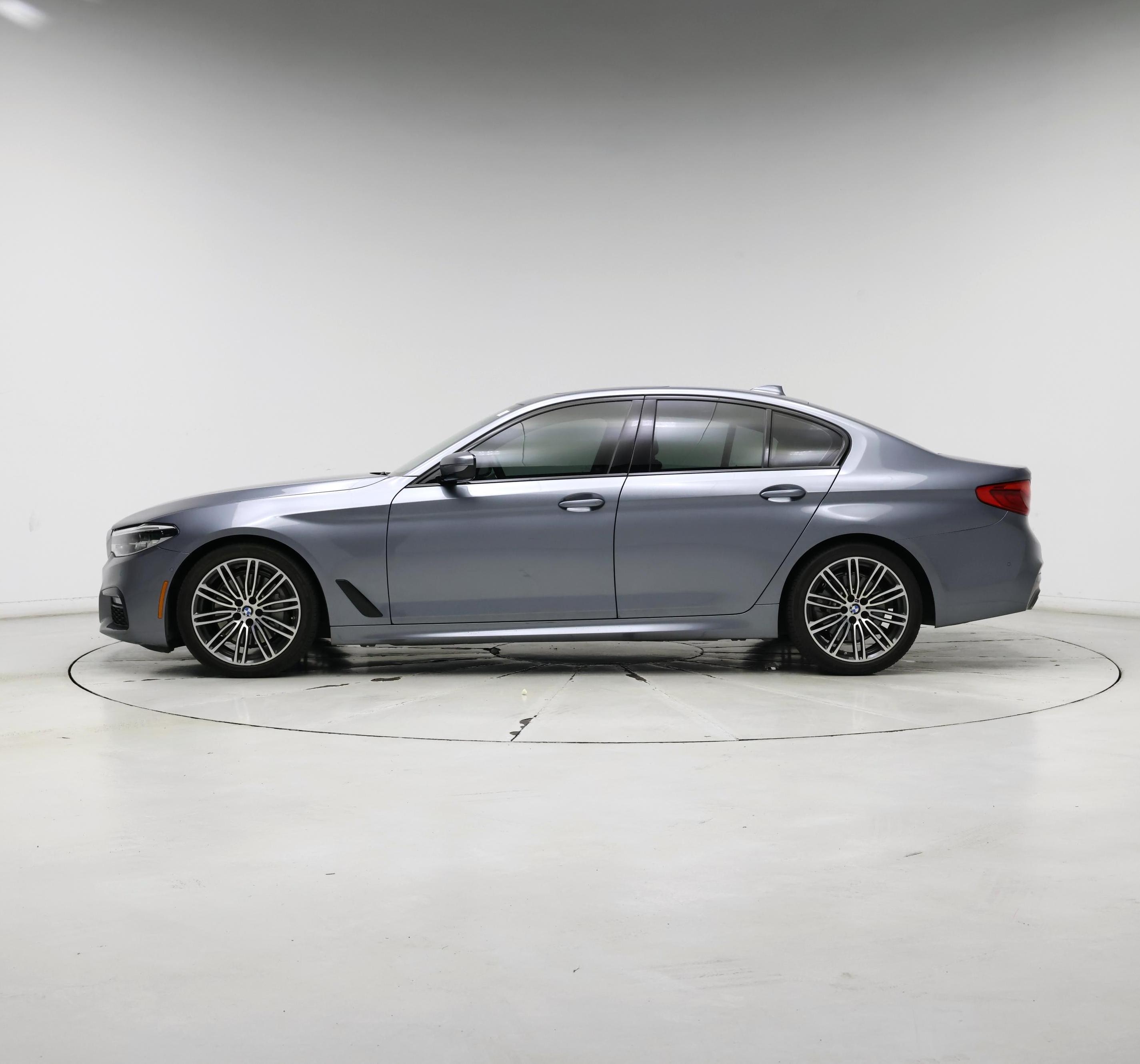 Thumbnail: 2019 BMW 5 Series - 3