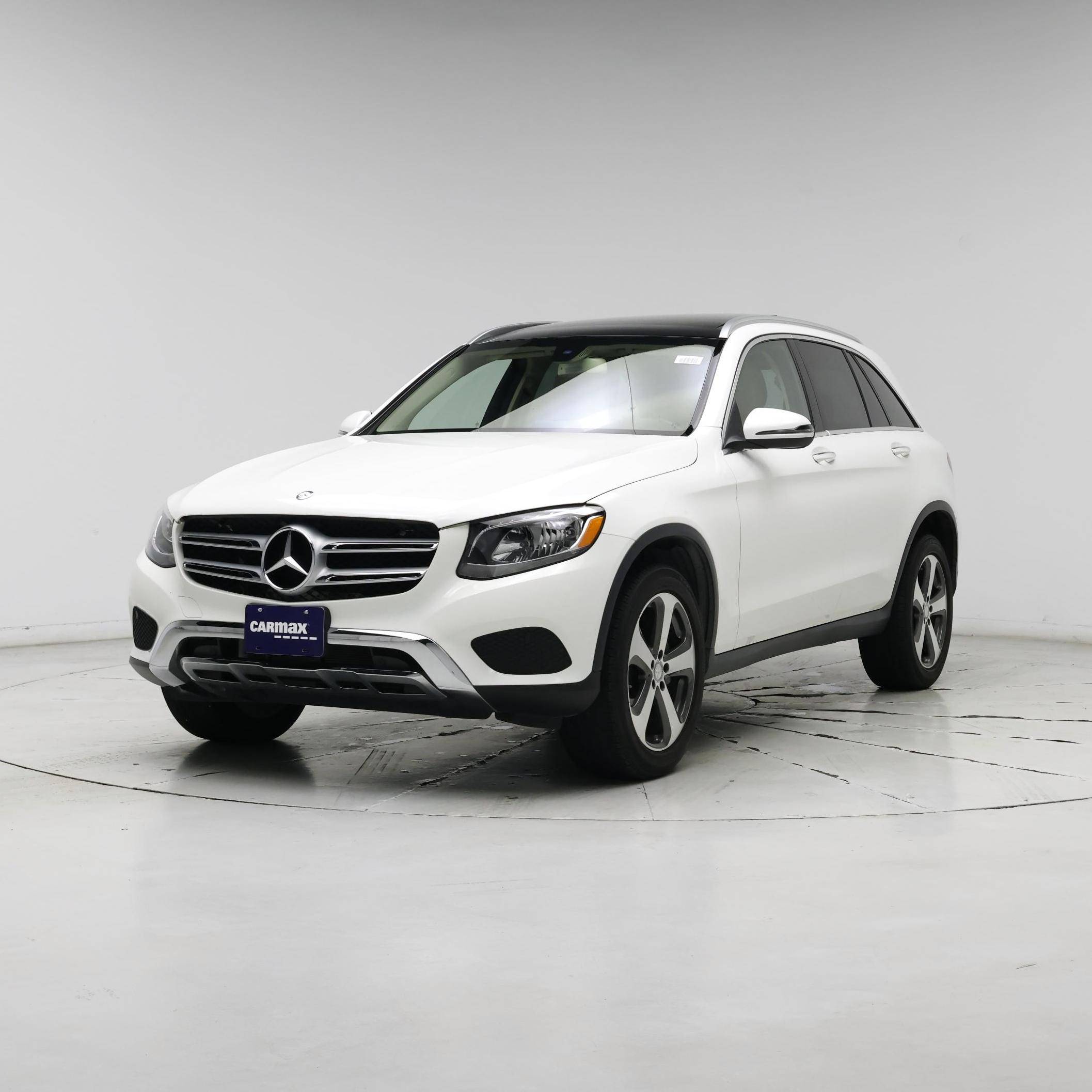 Thumbnail: 2016 Mercedes-Benz GLC - 4