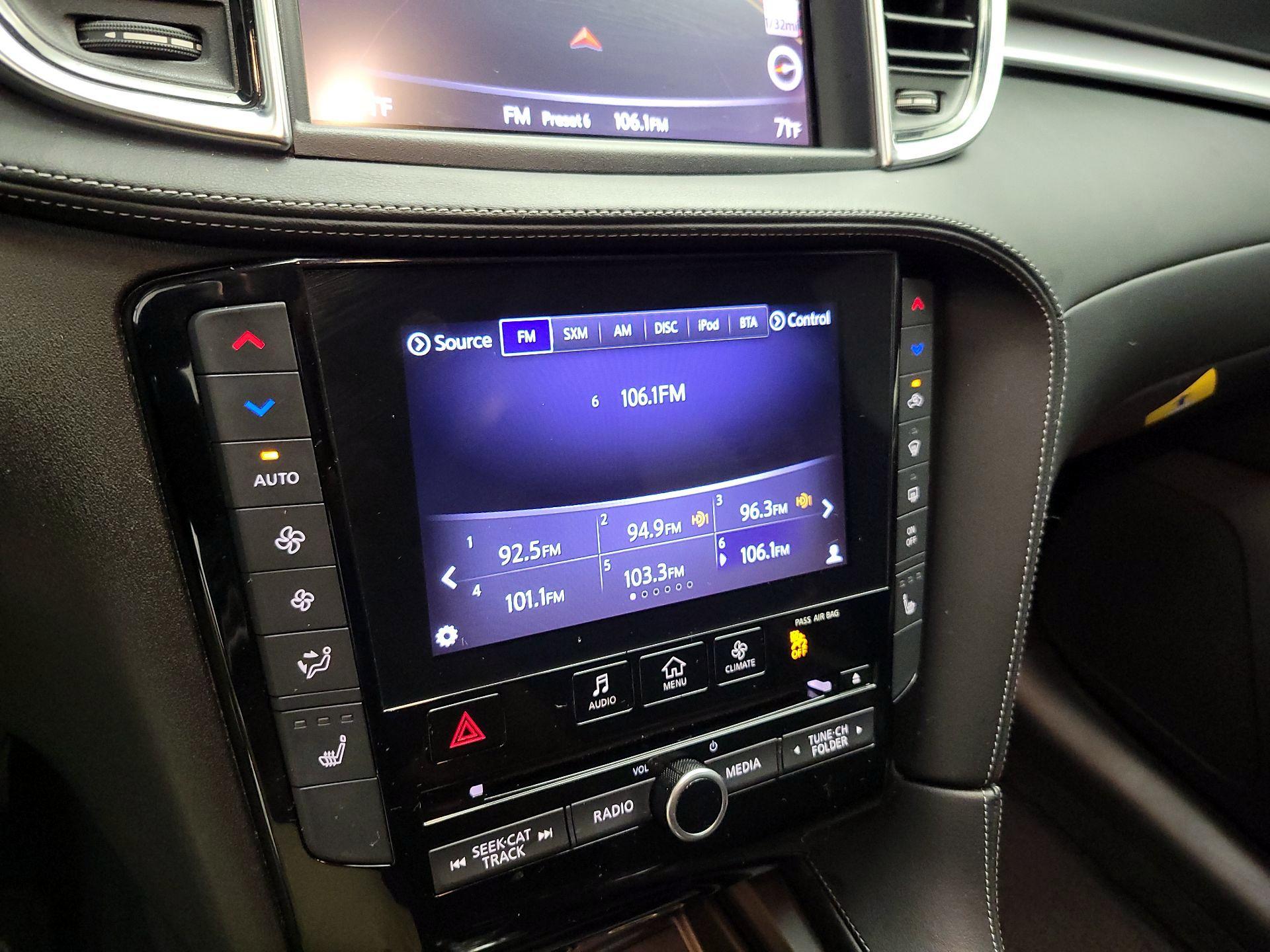 Thumbnail: 2019 INFINITI QX50 - 16
