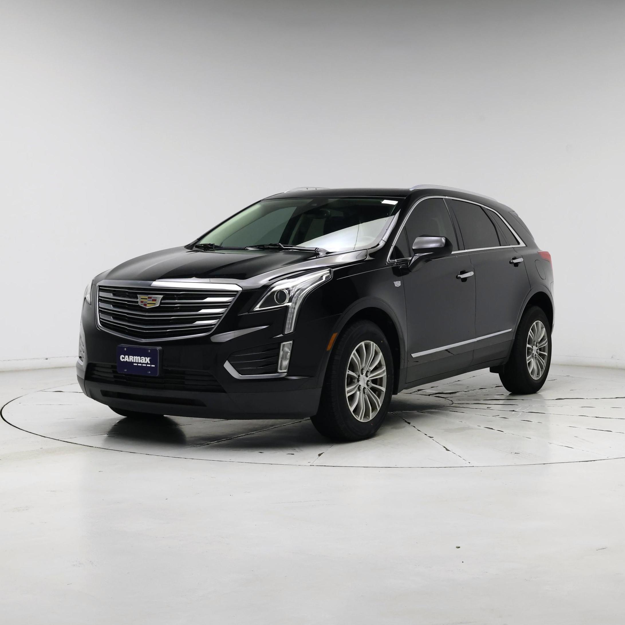 Thumbnail: 2017 Cadillac XT5 - 4