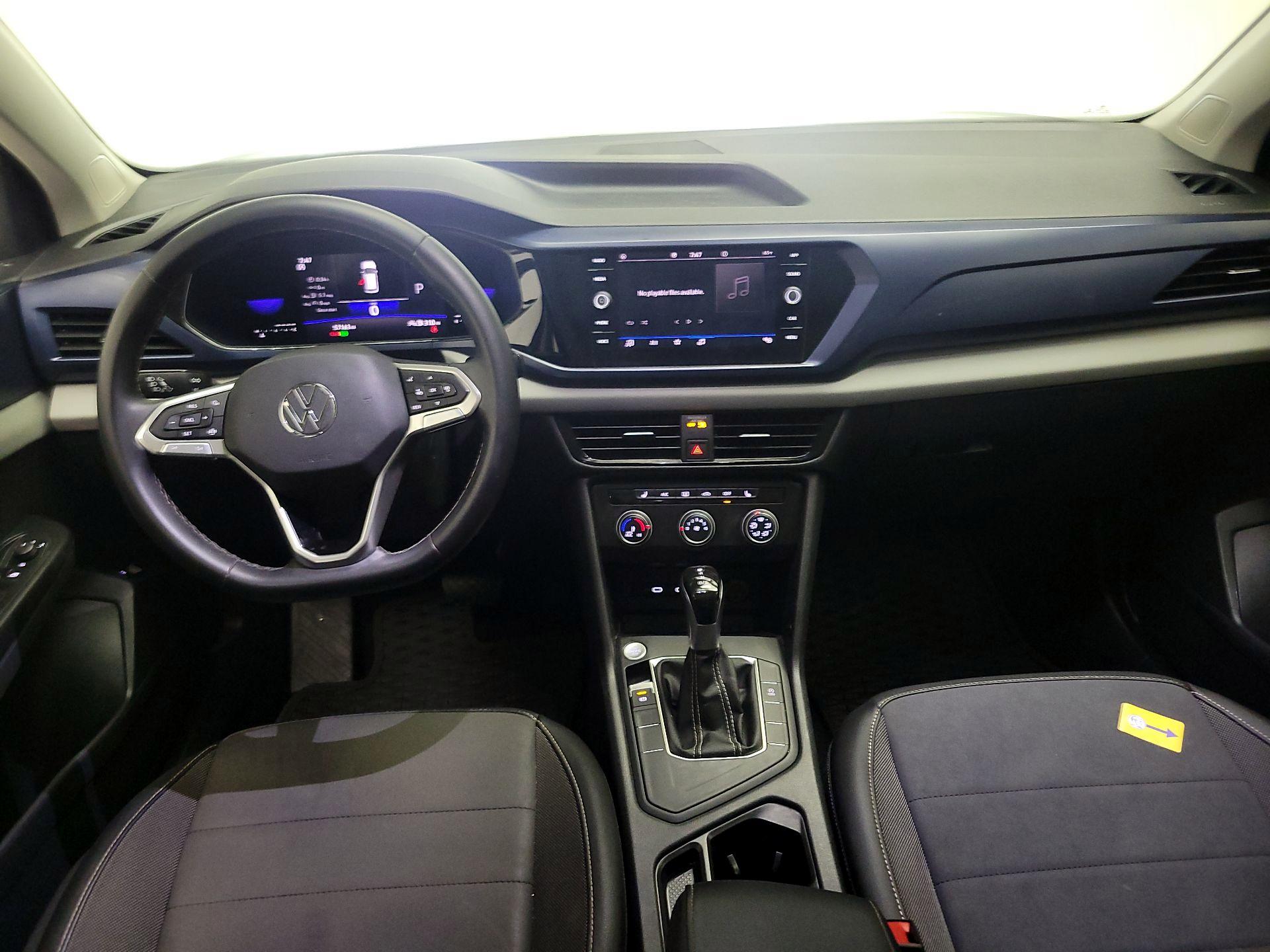 Thumbnail: 2022 Volkswagen Taos - 9