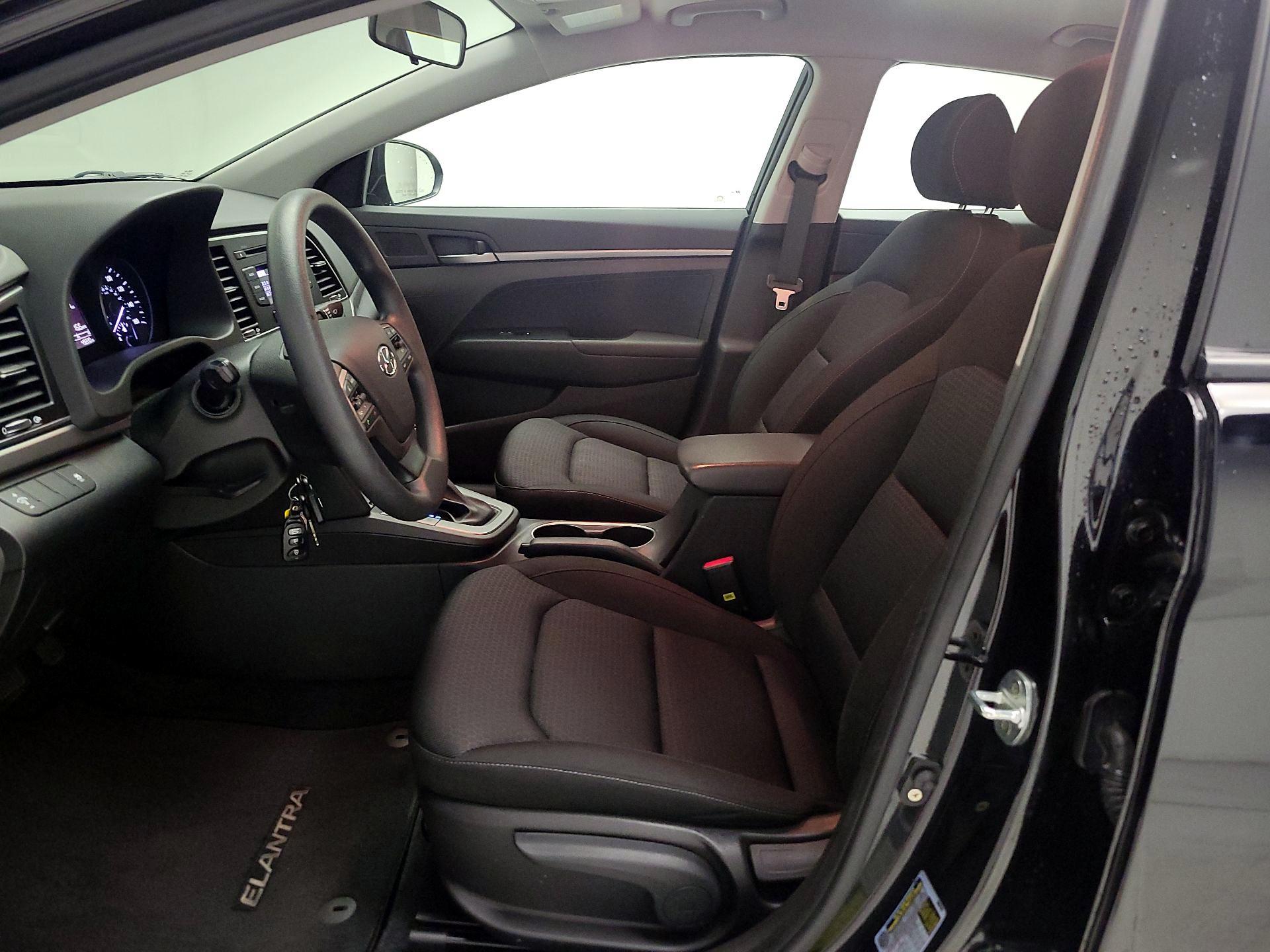 Thumbnail: 2018 Hyundai Elantra - 11