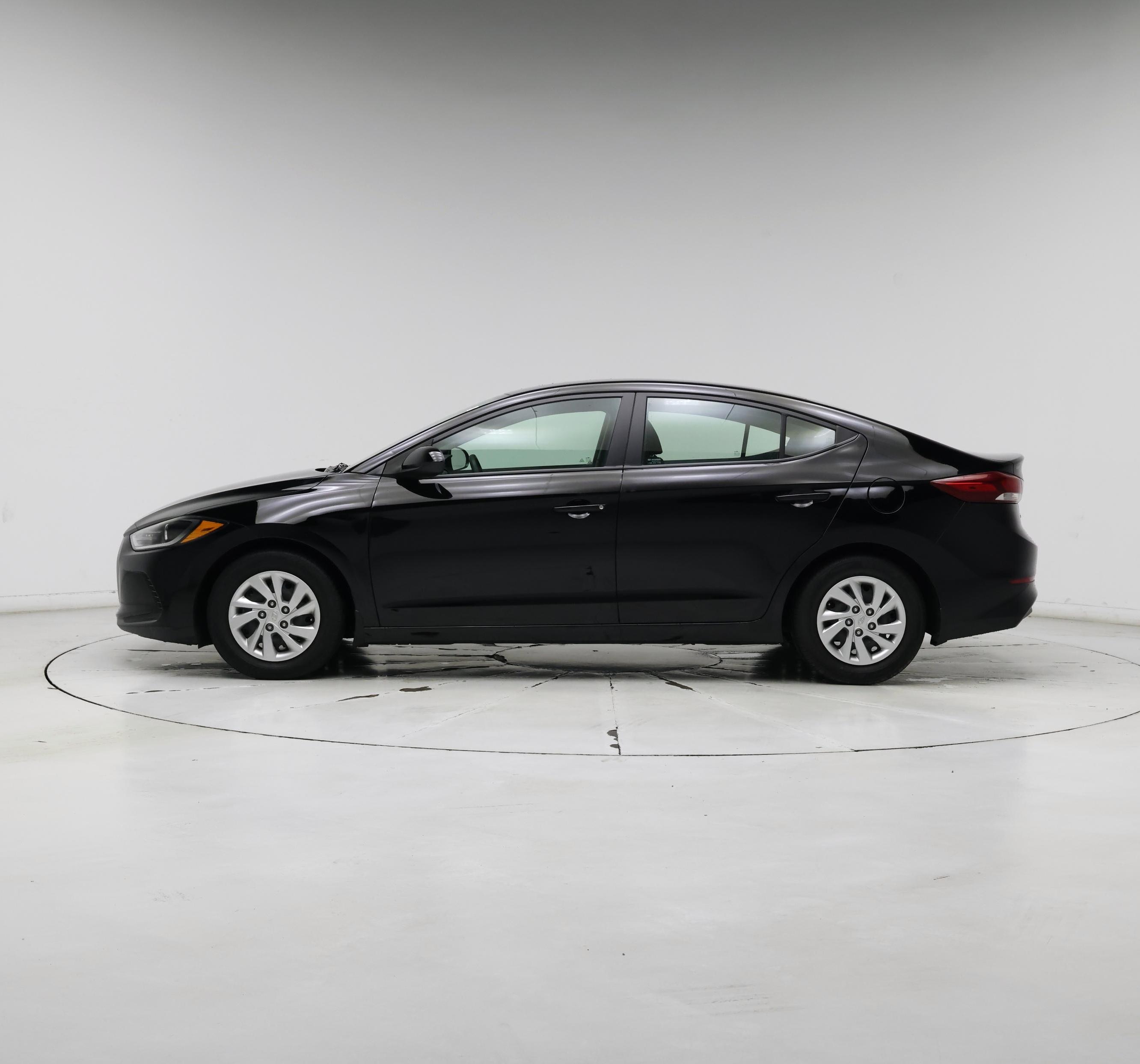Thumbnail: 2018 Hyundai Elantra - 3