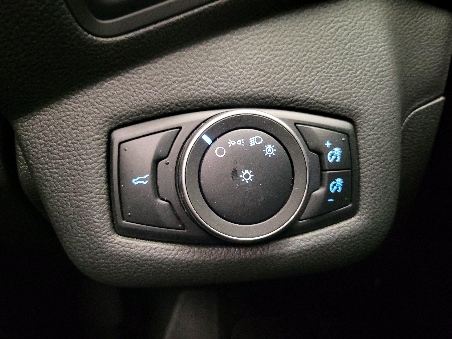 Thumbnail: 2019 Ford Escape - 13