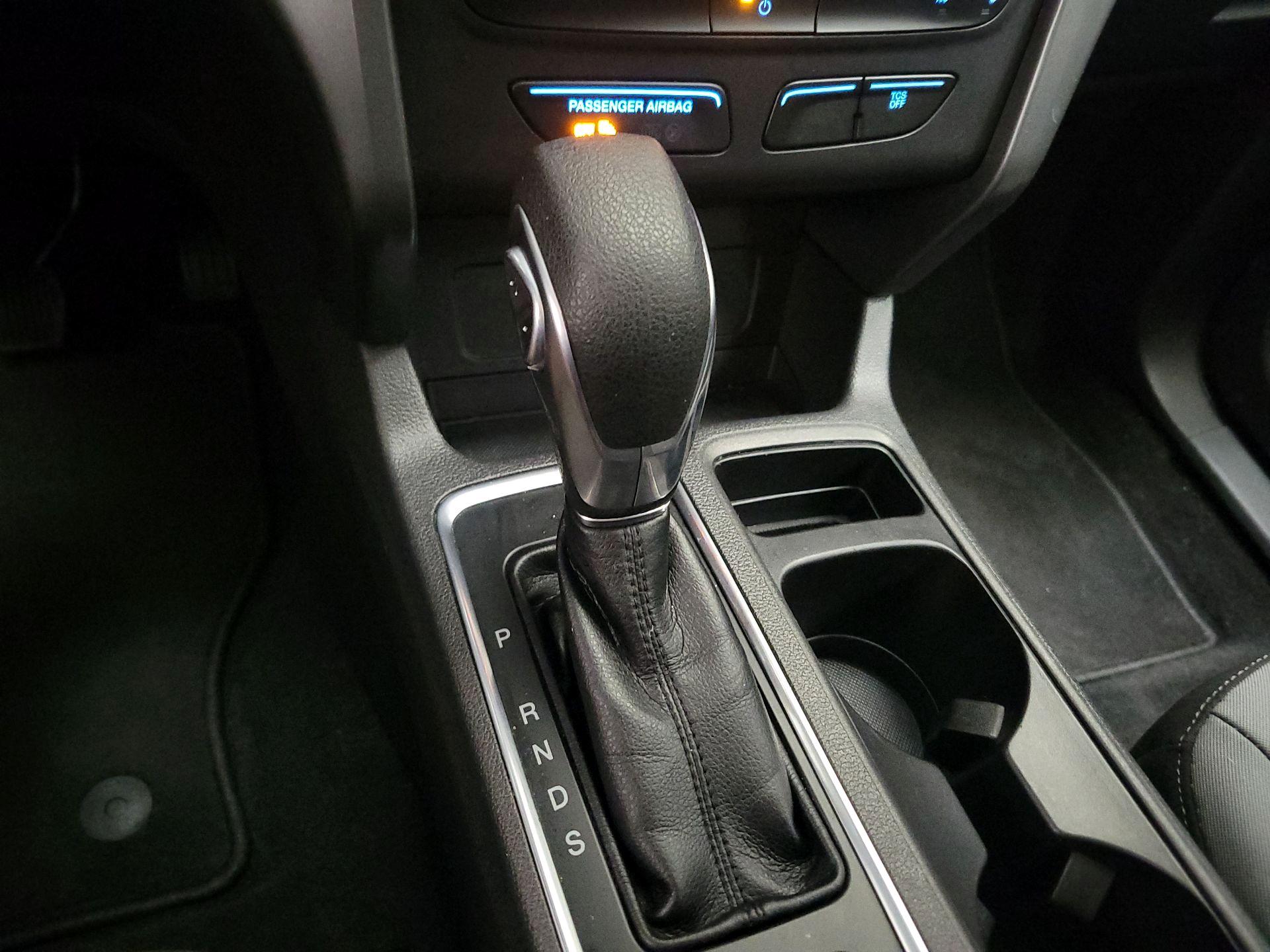 Thumbnail: 2019 Ford Escape - 17