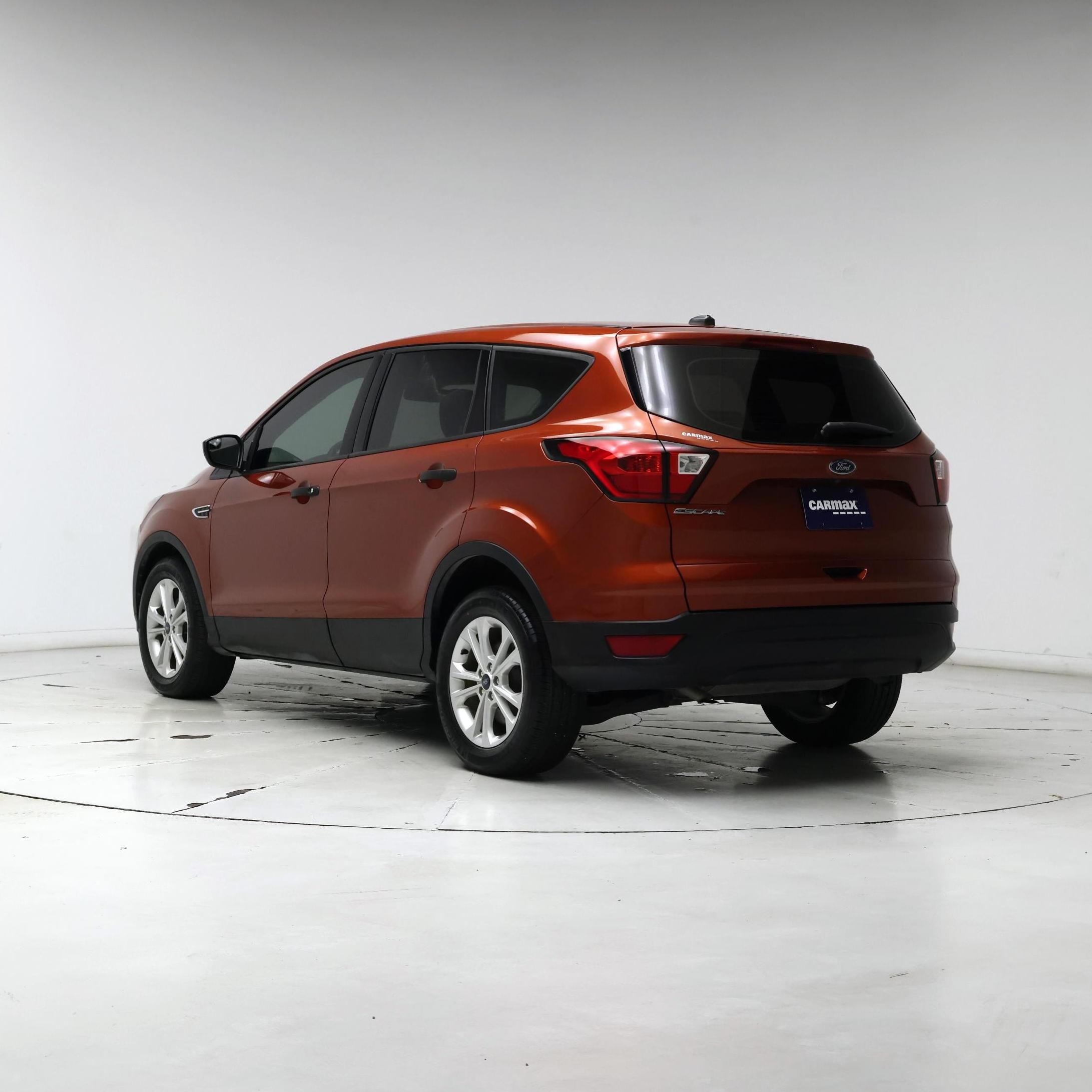 Thumbnail: 2019 Ford Escape - 2