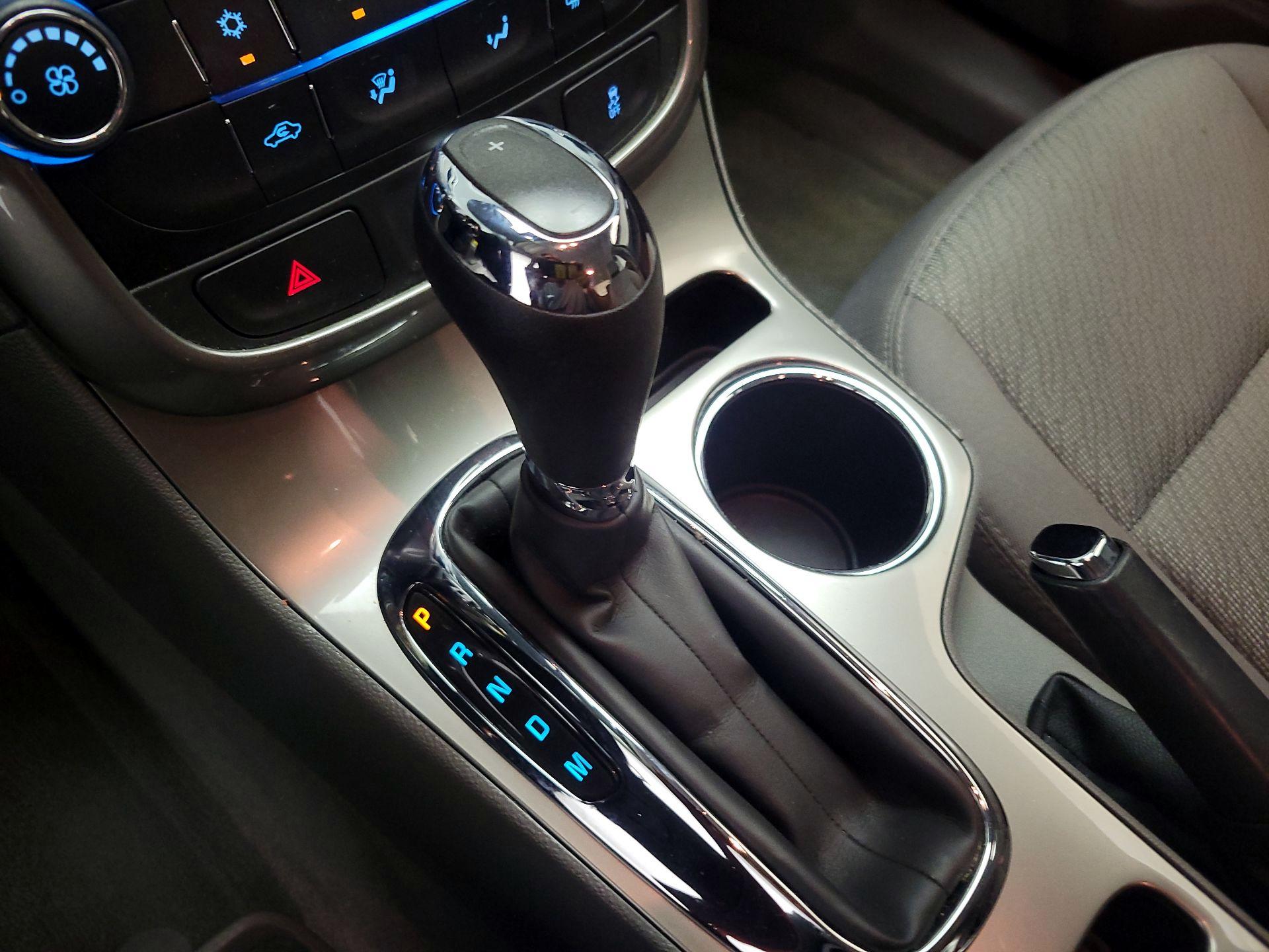 Thumbnail: 2014 Chevrolet Malibu - 16