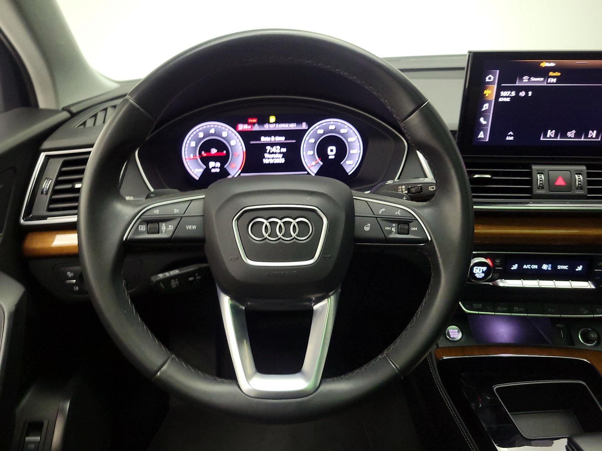 Thumbnail: 2022 Audi Q5 - 10