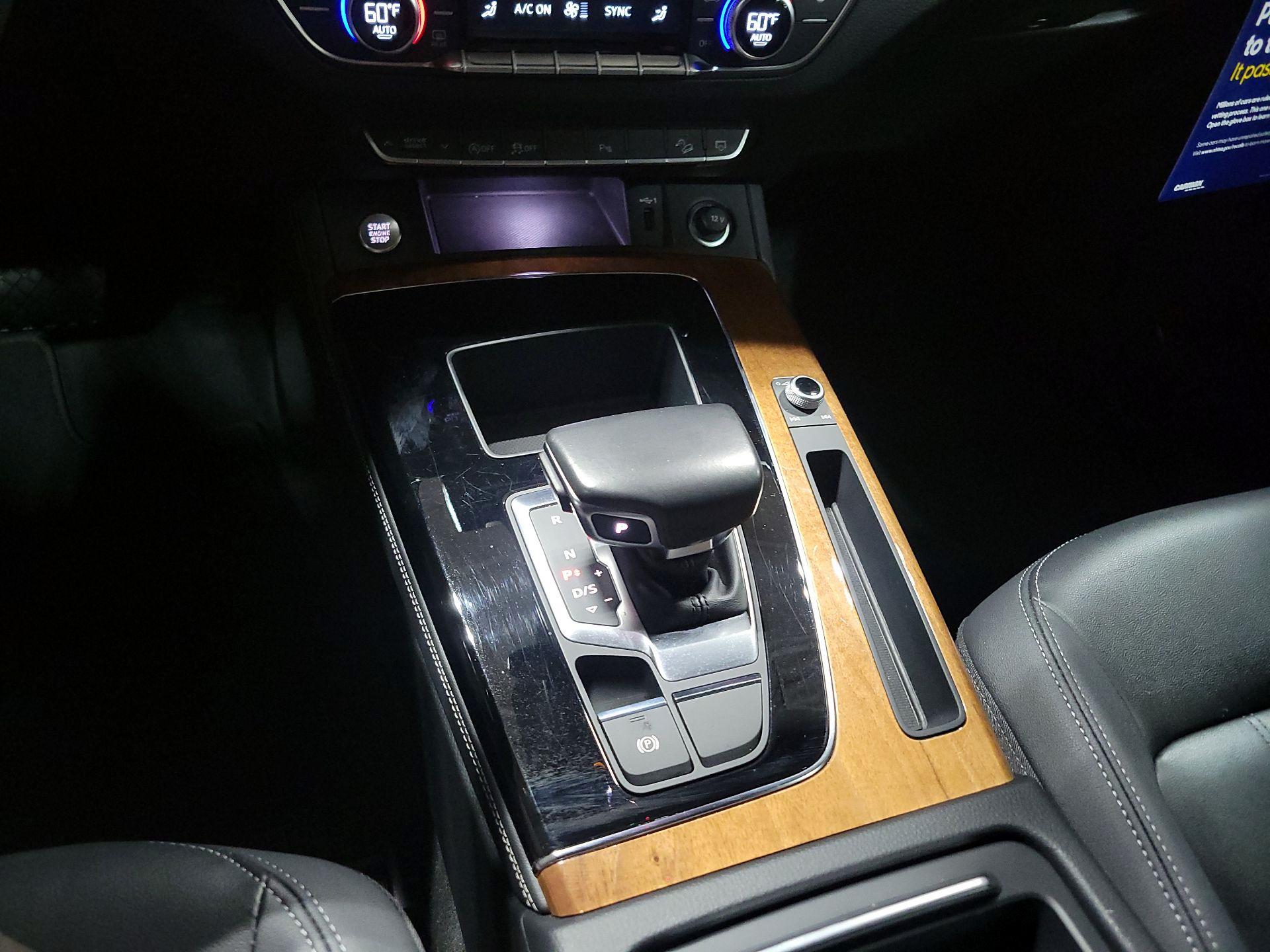 Thumbnail: 2022 Audi Q5 - 17