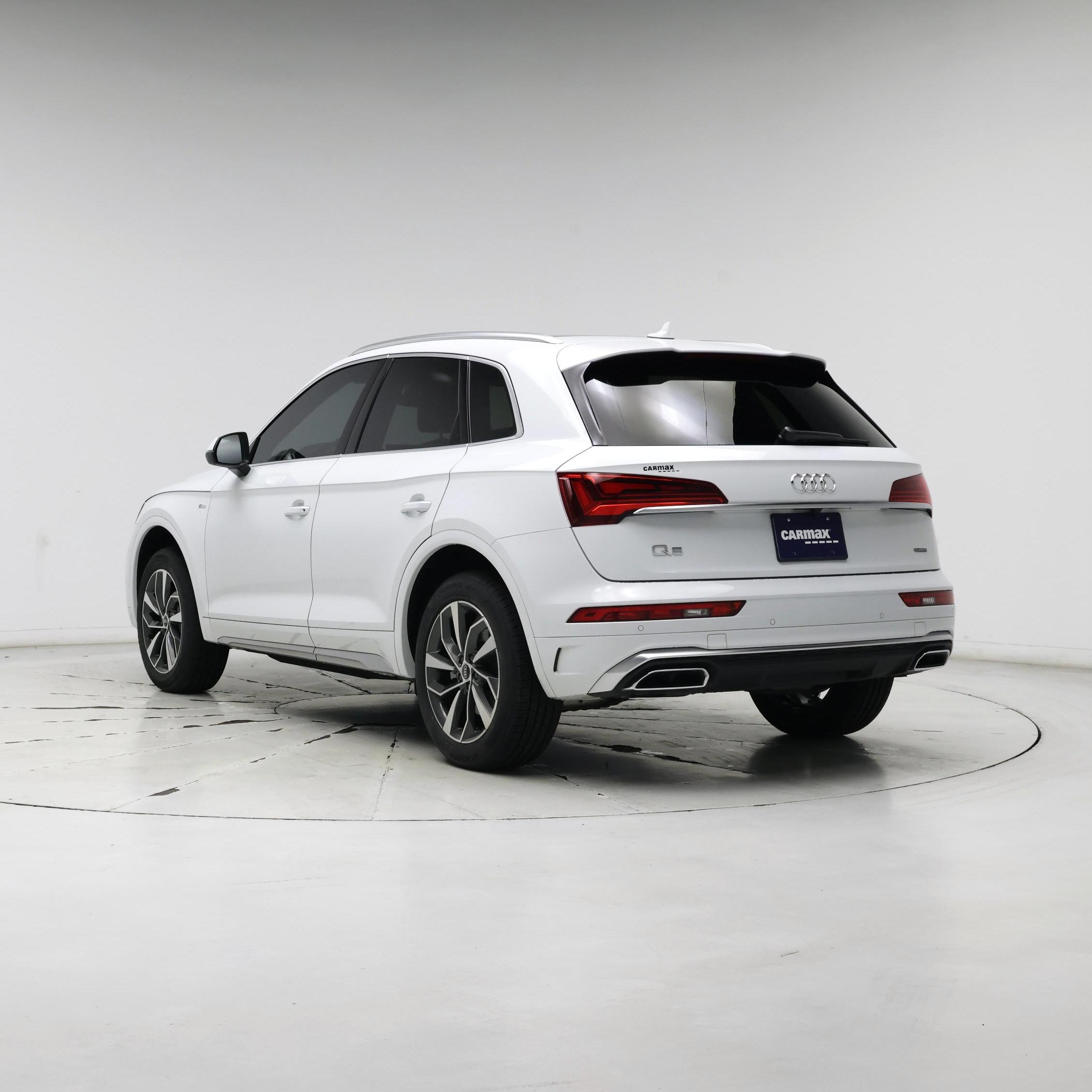 Thumbnail: 2022 Audi Q5 - 2