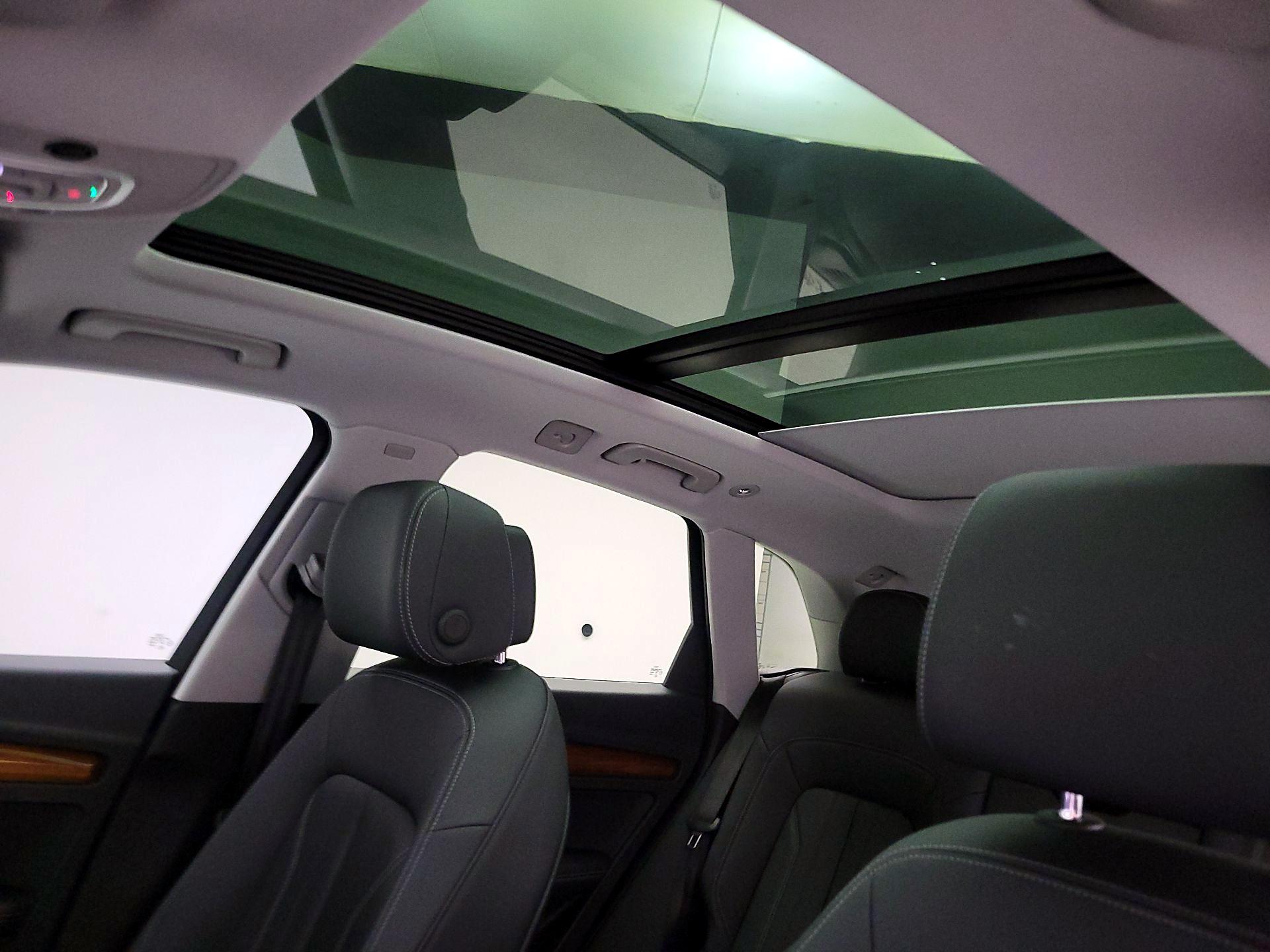 Thumbnail: 2022 Audi Q5 - 19