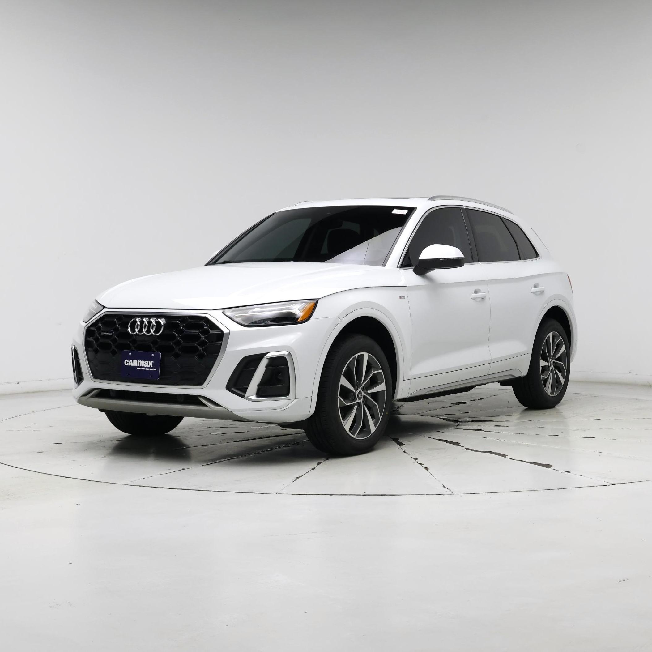 Thumbnail: 2022 Audi Q5 - 4