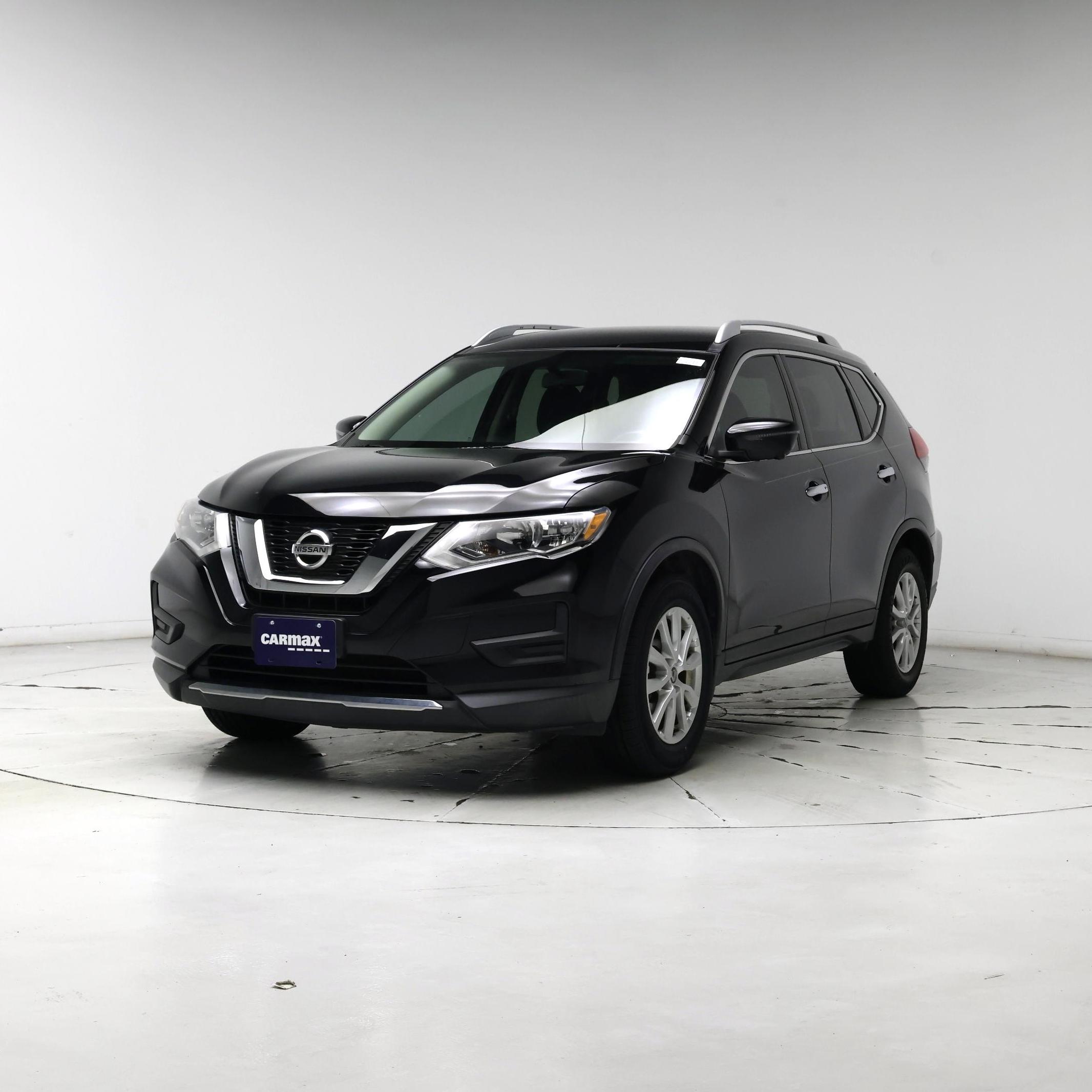 Thumbnail: 2017 Nissan Rogue - 4