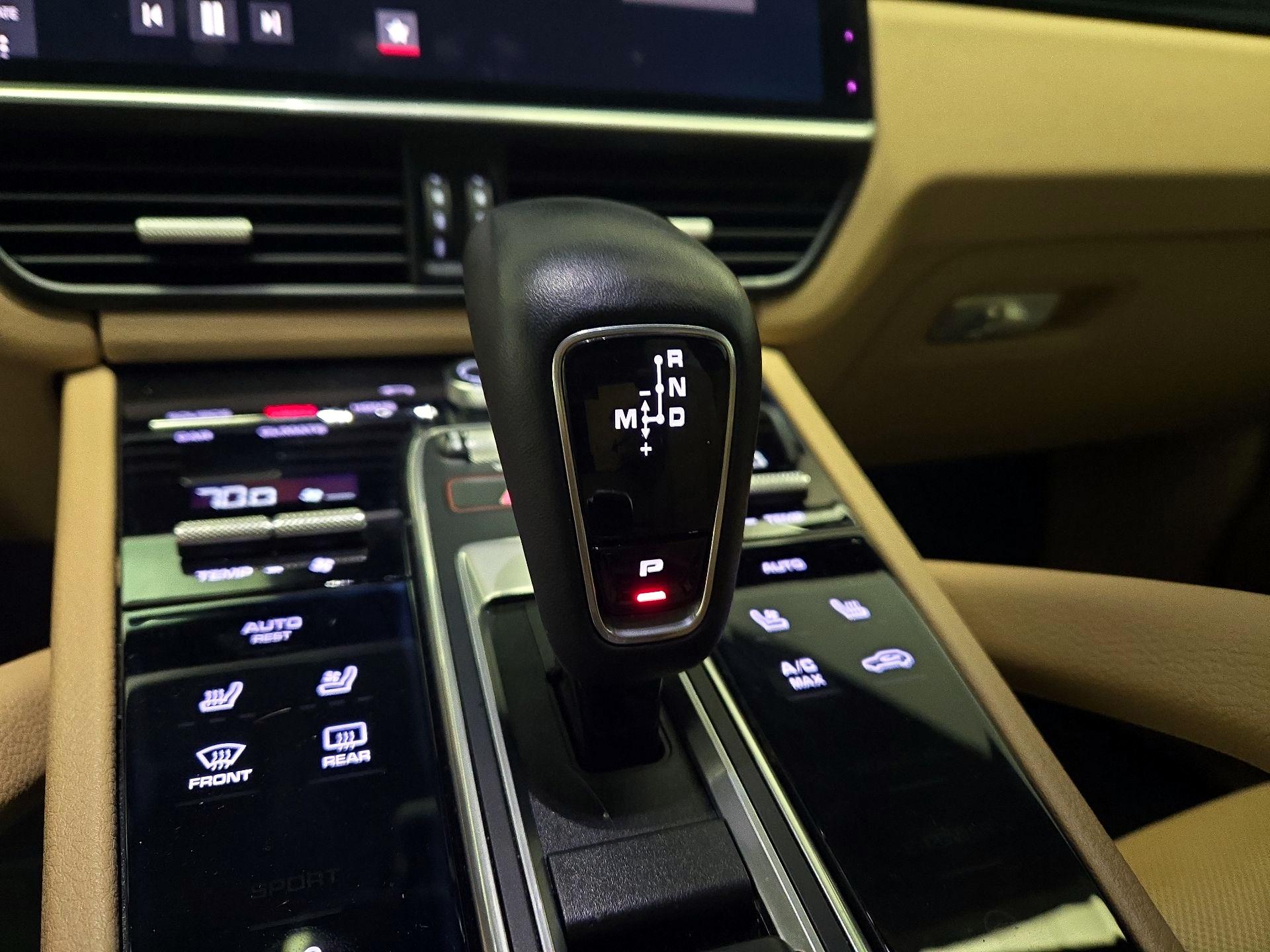 Thumbnail: 2019 Porsche Cayenne - 18