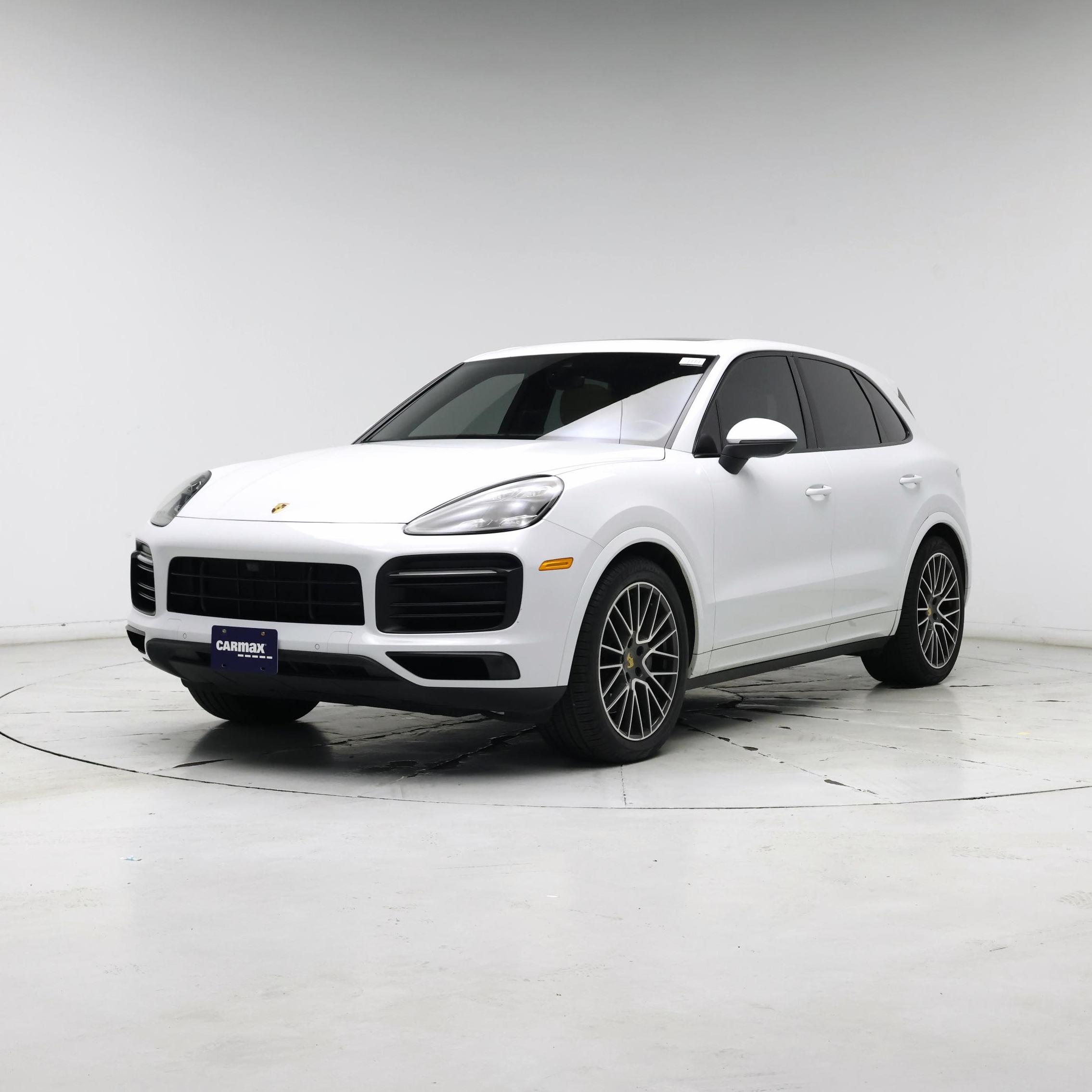 Thumbnail: 2019 Porsche Cayenne - 4