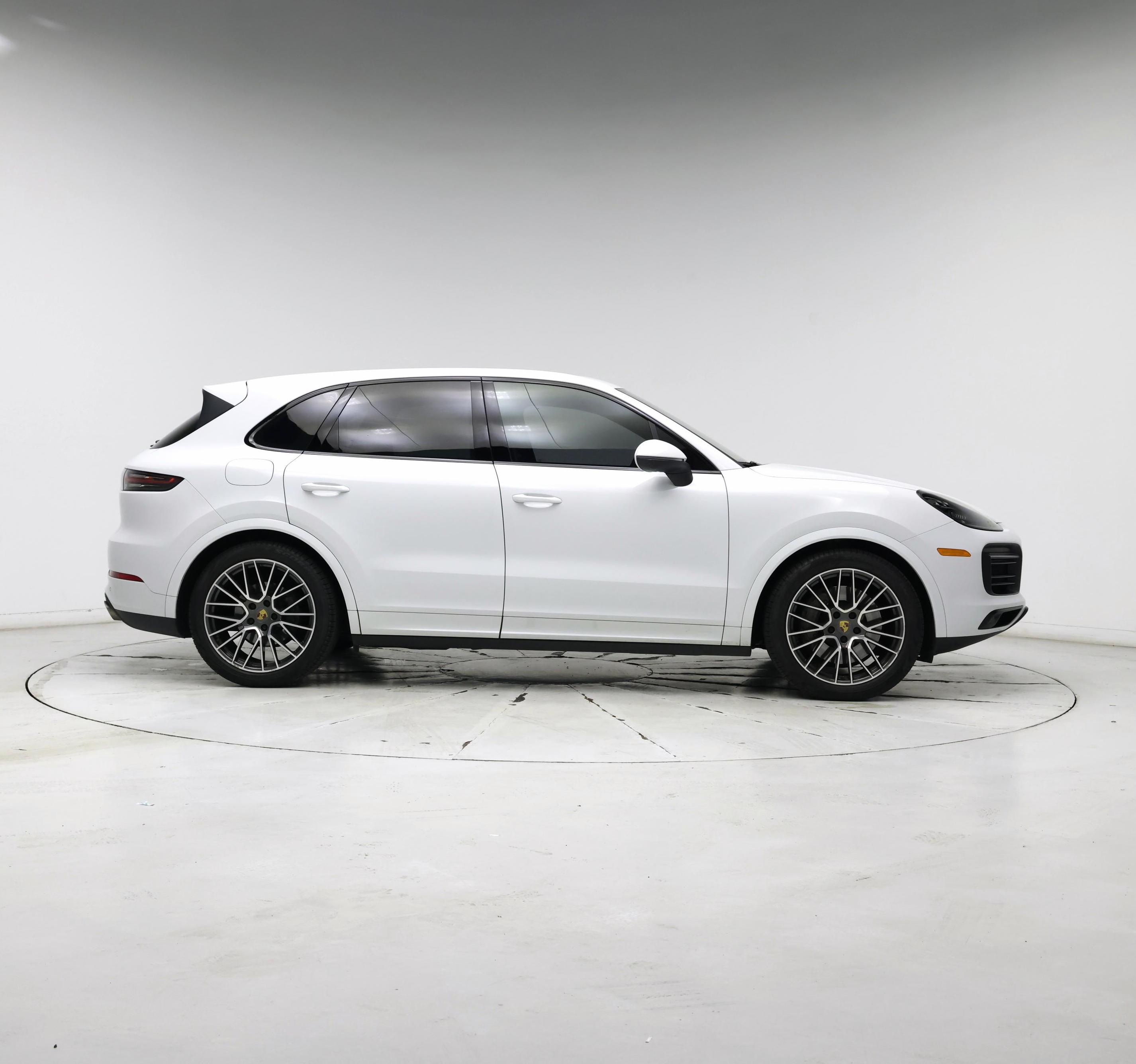 Thumbnail: 2019 Porsche Cayenne - 7