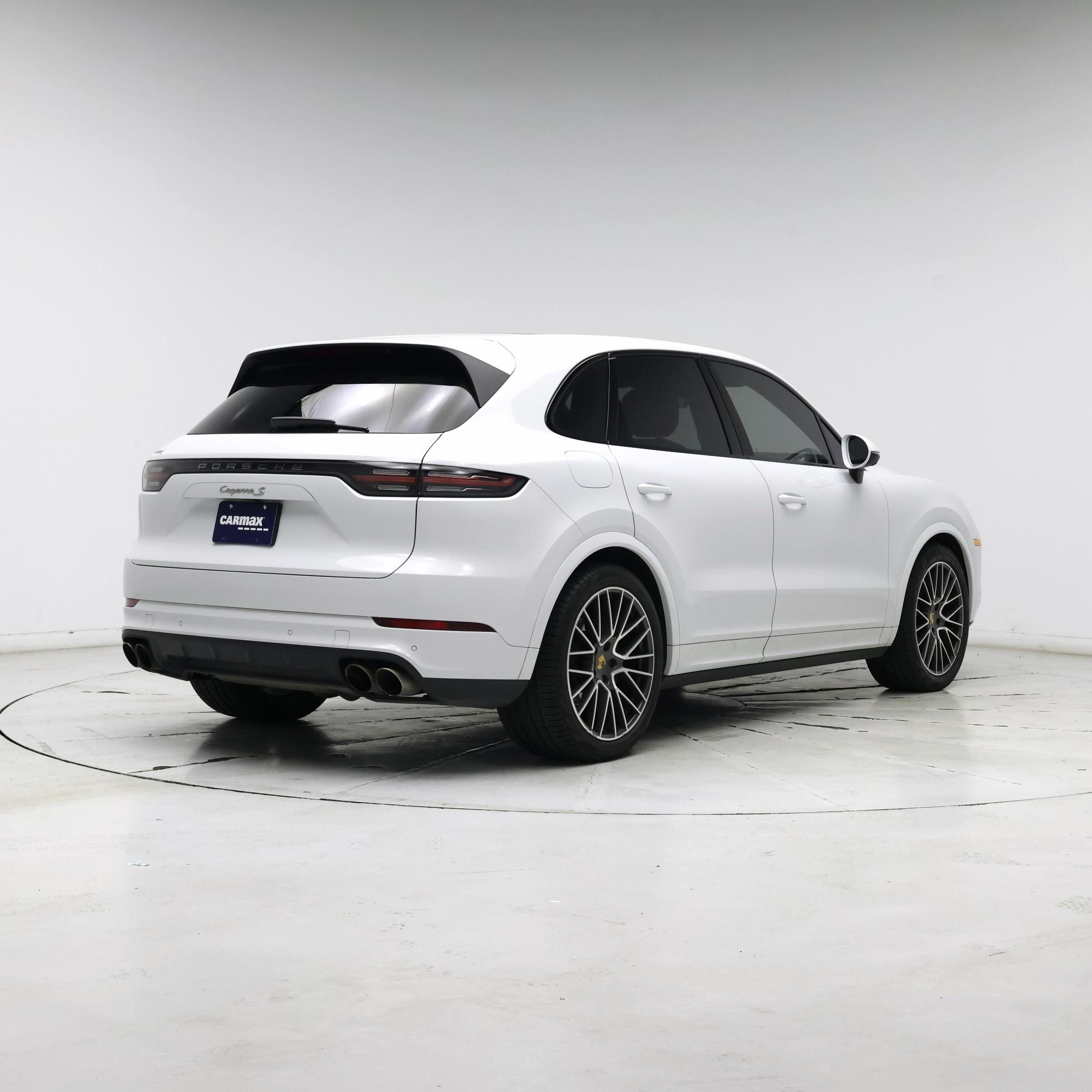 Thumbnail: 2019 Porsche Cayenne - 8