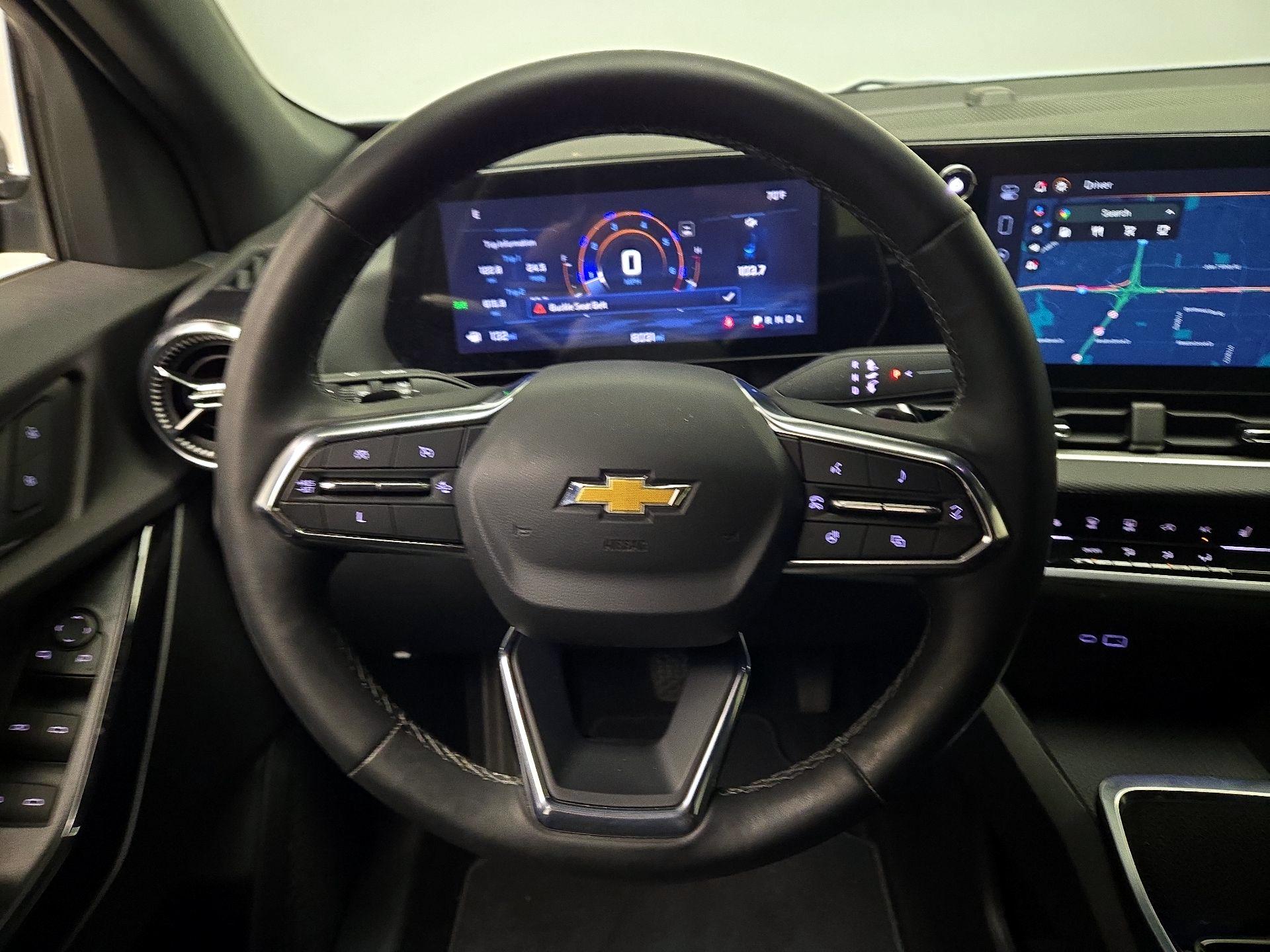 Thumbnail: 2025 Chevrolet Equinox - 10