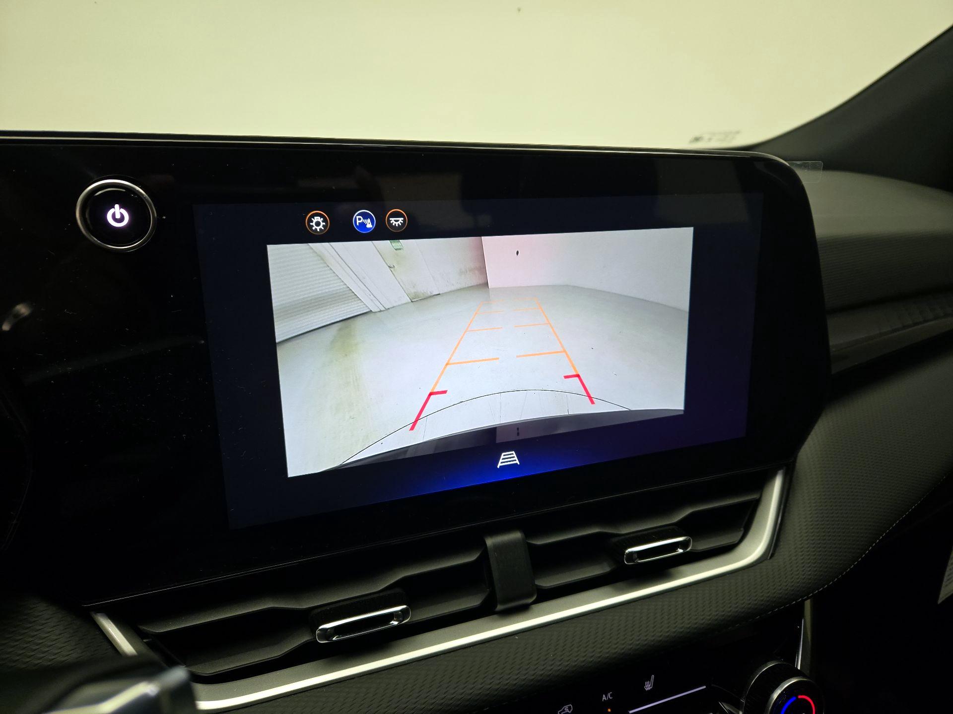 Thumbnail: 2025 Chevrolet Equinox - 15