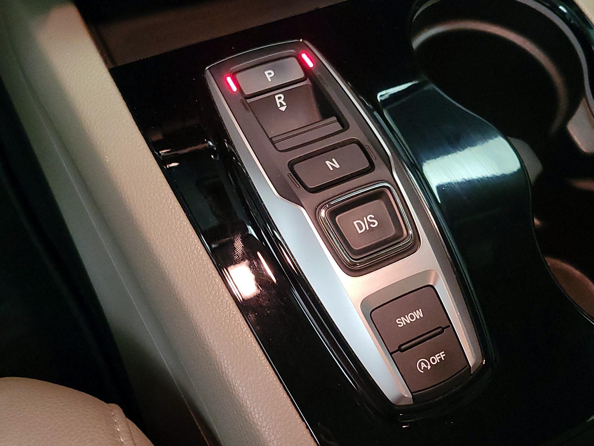 Thumbnail: 2021 Honda Pilot - 18